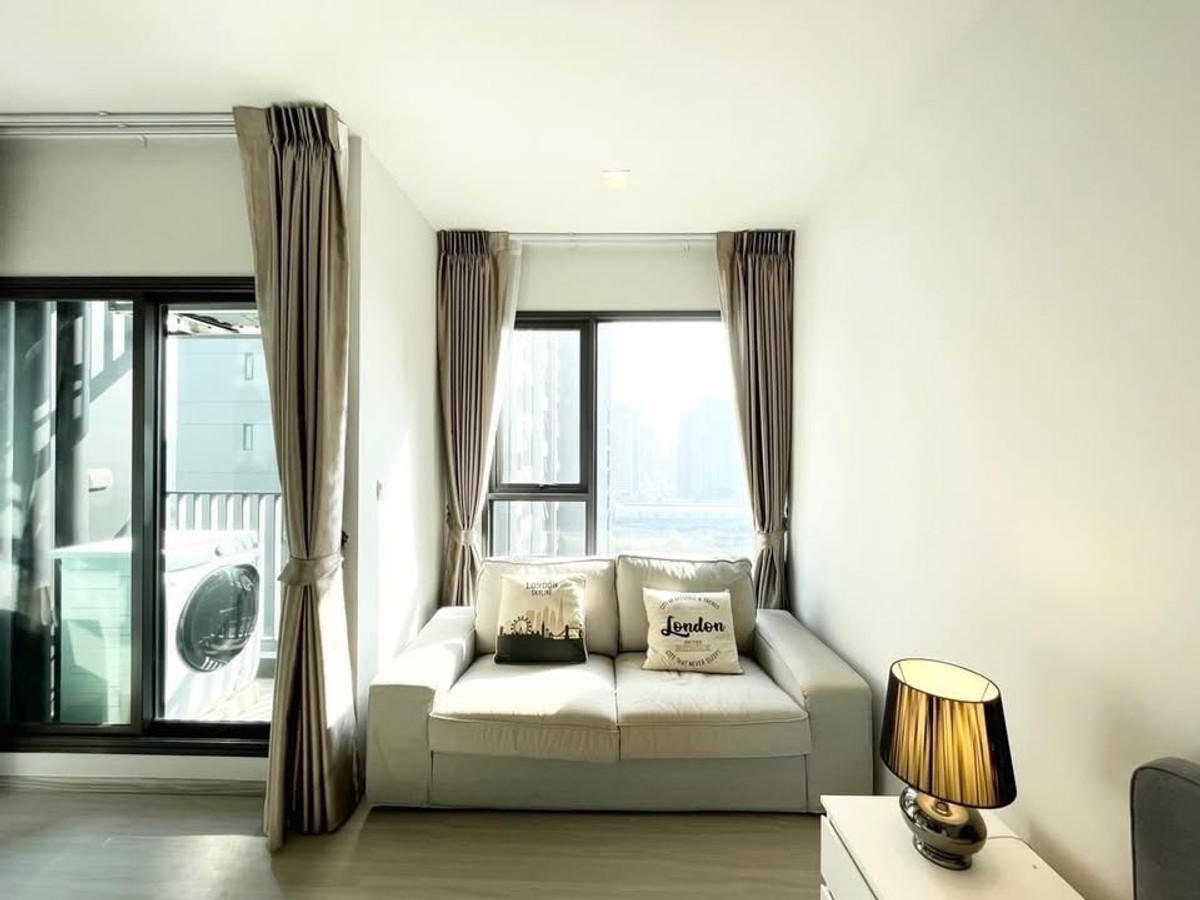 ให้เช่าคอนโดพระราม 9 เพชรบุรีตัดใหม่ RCA : ให้เช่า Life Asoke - Rama 9