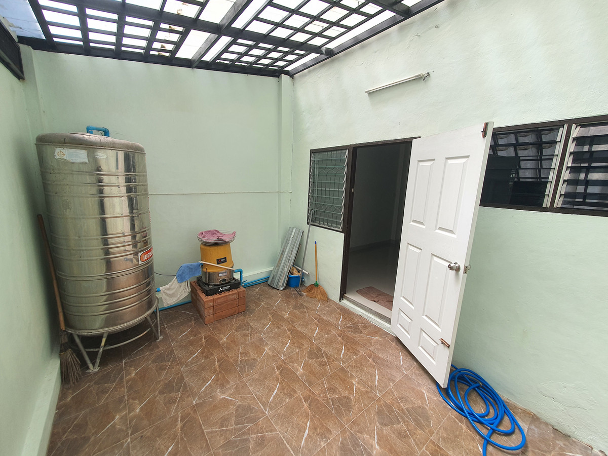 For SaleTownhomePhutthamonthon, Salaya : 3-story townhome, completely renovated, Boromarajonani 119 | 4 bedrooms, 3 bathrooms, high ceilings, not hot house, strong structure, ready to move in, near Mahidol, good location, nice to live in!