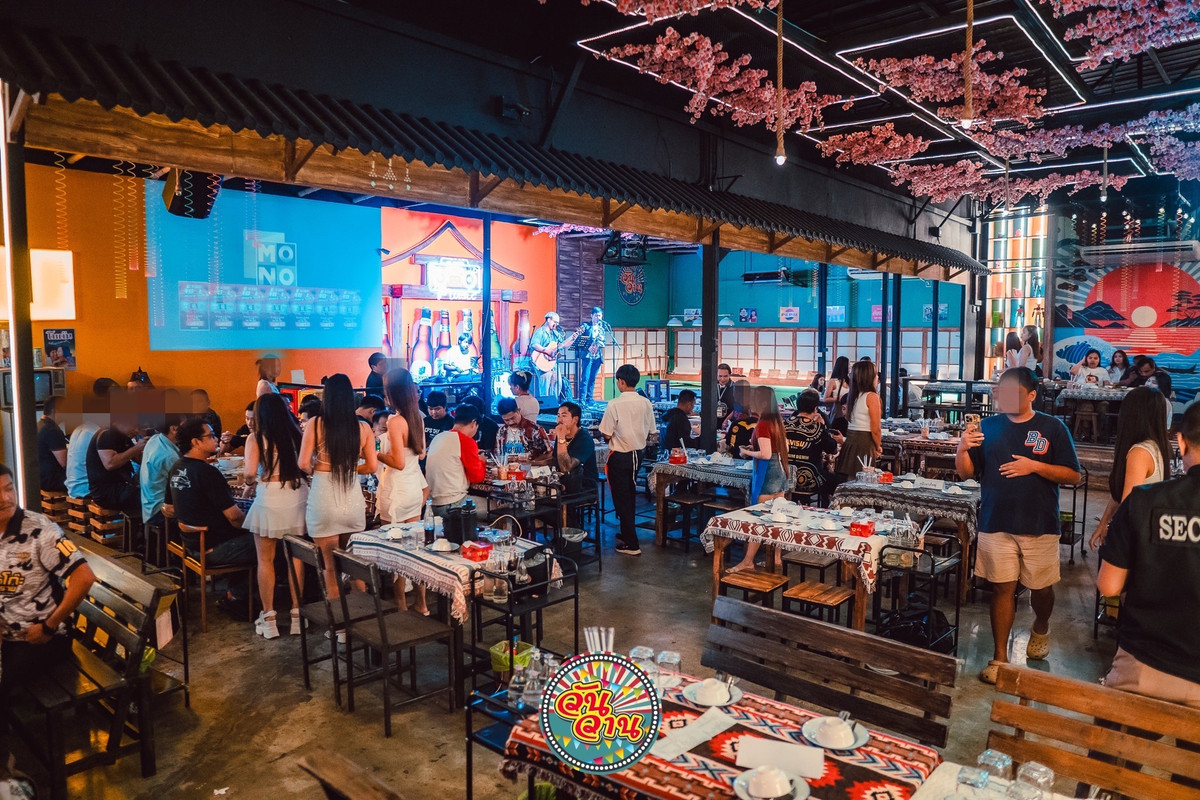 เซ้งร้านค้า/ตลาดนัดพระราม 5 ราชพฤกษ์ บางกรวย : เซ้งร้านสวยๆ  พระราม 5 ถนนนครอินทร์ ติดถนนใหญ่ เหมาะมากสำหรับ ร้านอาหาร +บาร์ ไลฟ์มิวสิค มีลานจอดรถ