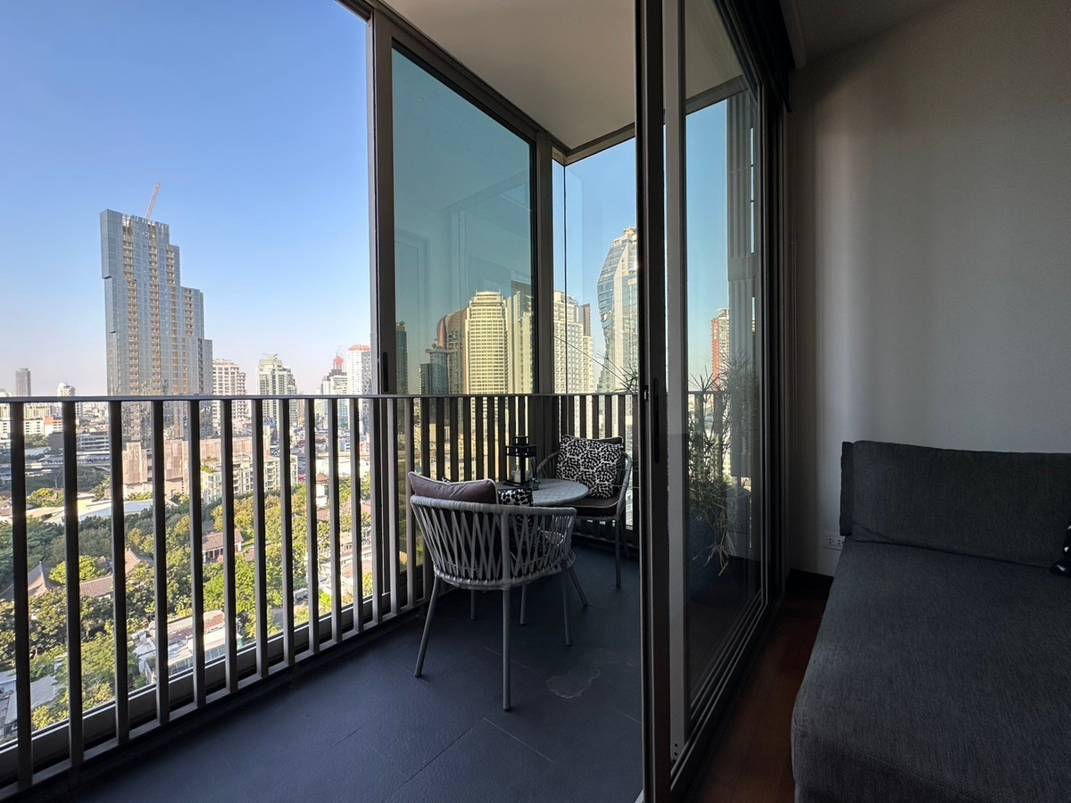 For RentCondoSukhumvit, Asoke, Thonglor : Rent 2 bedrooms, 2 bathrooms, Ashton Morph 38.