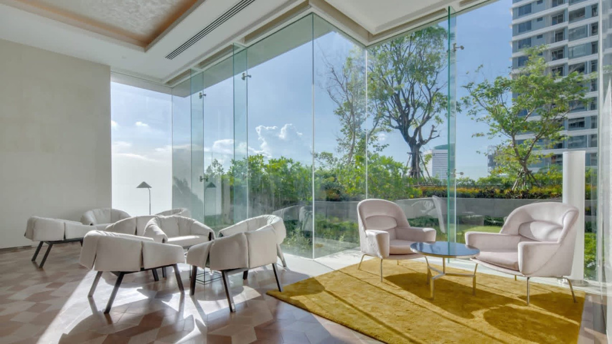 For RentCondoLadprao, Central Ladprao : For rent 📍 The Saint Residences 📍 Fully furnished with appliances. Near BTS Ha Yaek Ladprao.