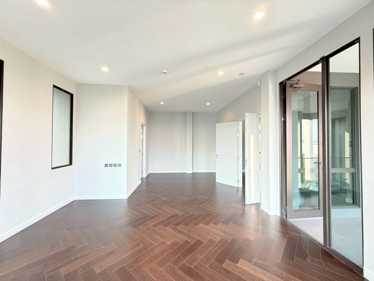 For SaleHousePhutthamonthon, Salaya : Special Price🔥 Grand Bangkok Boulevard Pinklao-Borom | Corner plot