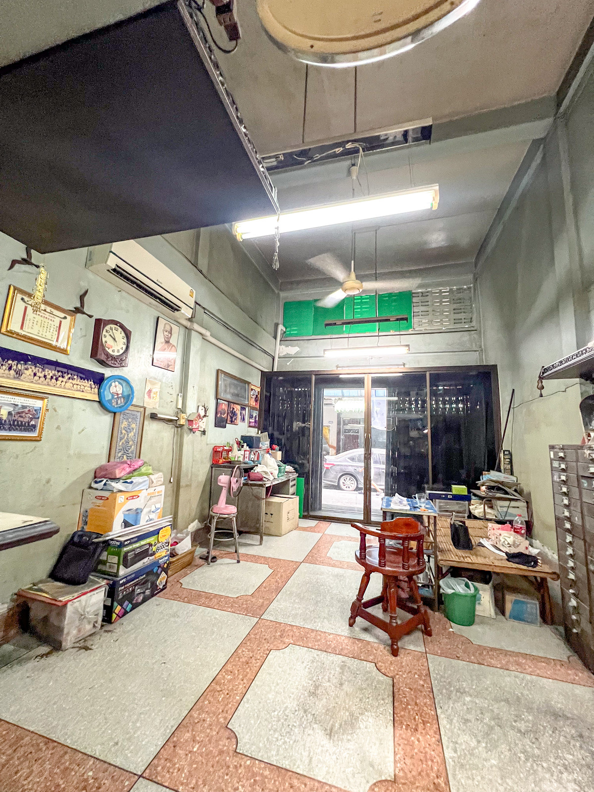 ขายทาวน์โฮมบางซื่อ วงศ์สว่าง เตาปูน : ทำเลดีจัด 🔥 ตึกแถวติด MRT เตาปูน 150 ม. สายลงทุนรีบเลย 📈💰อาคารพาณิชย์ กรุงเทพ - นนท์ 2 / 4 ห้องนอน (ขาย), Commercial building Bangkok - Non 2 / 4 Bedrooms (FOR SALE) BNS004