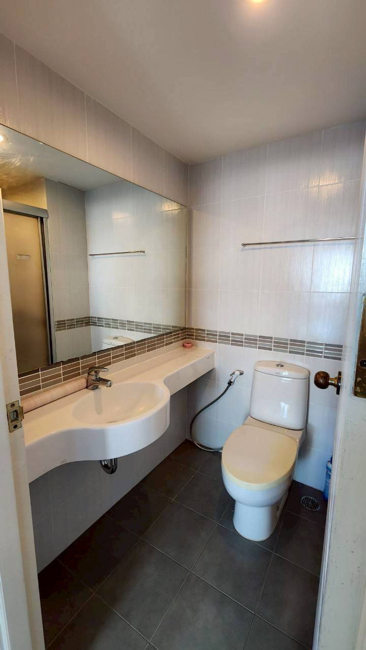 ให้เช่าคอนโดพัฒนาการ ศรีนครินทร์ : ✅ LPNSH332 ✅ Line : @p2nproperty