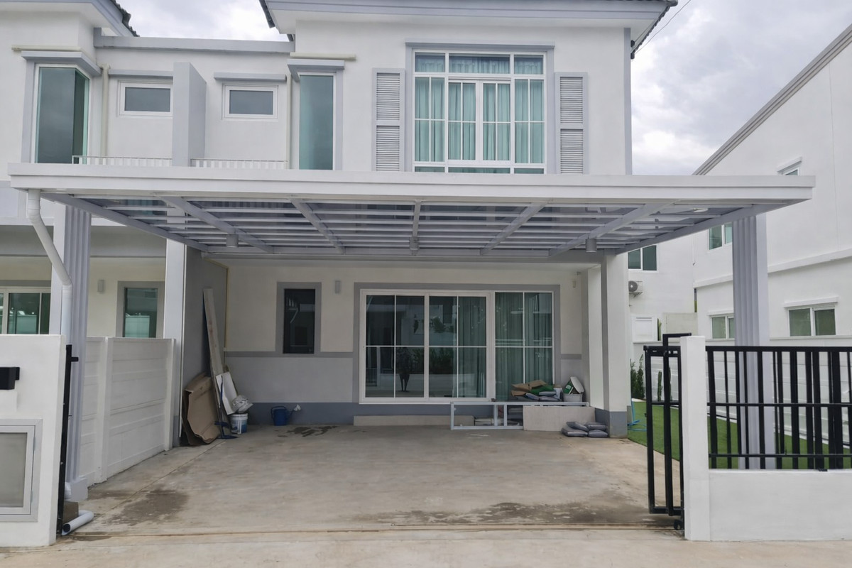 ให้เช่าทาวน์โฮมราษฎร์บูรณะ สุขสวัสดิ์ : ให้เช่าบ้านแฝด Q District สุขสวัสดิ์ 76 ตกแต่งสวย ใกล้สะพานกาญจนาภิเษก เข้าสาทรสะดวก 