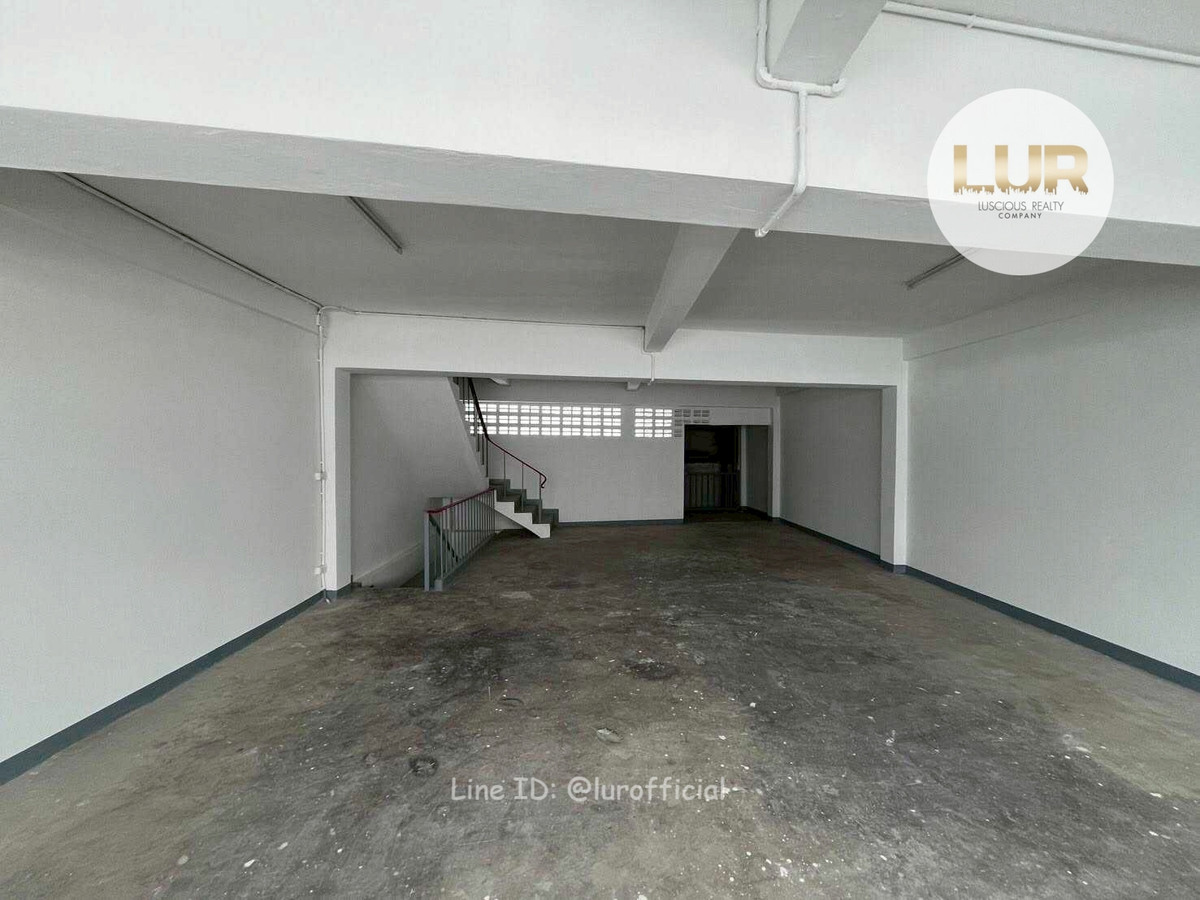 For RentShop HouseSathorn, Narathiwat : ✅ Commercial building for rent, 2 units, 4 floors + 1 mezzanine + 1 rooftop in Soi Suan Mali 3.