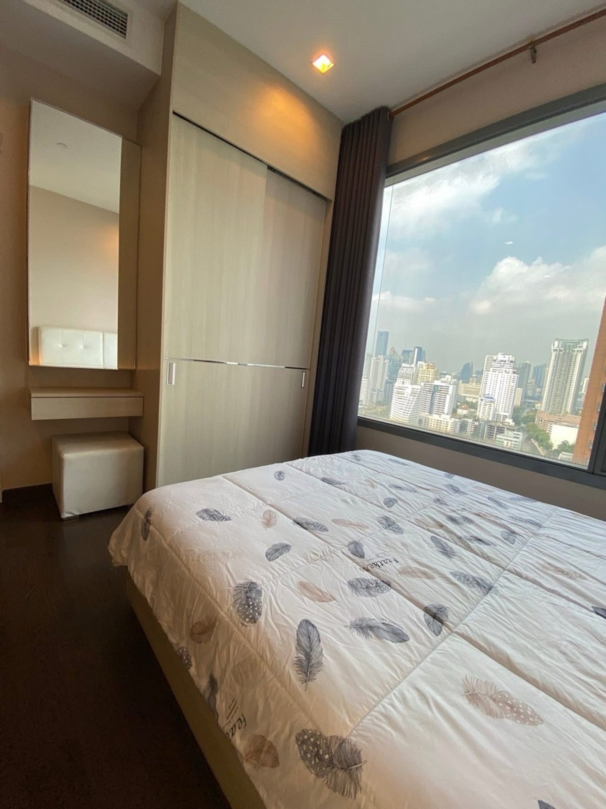 ให้เช่าคอนโดพระราม 9 เพชรบุรีตัดใหม่ RCA : #R9638 🎉 130369 ให้เช่าคอนโด Q Asoke