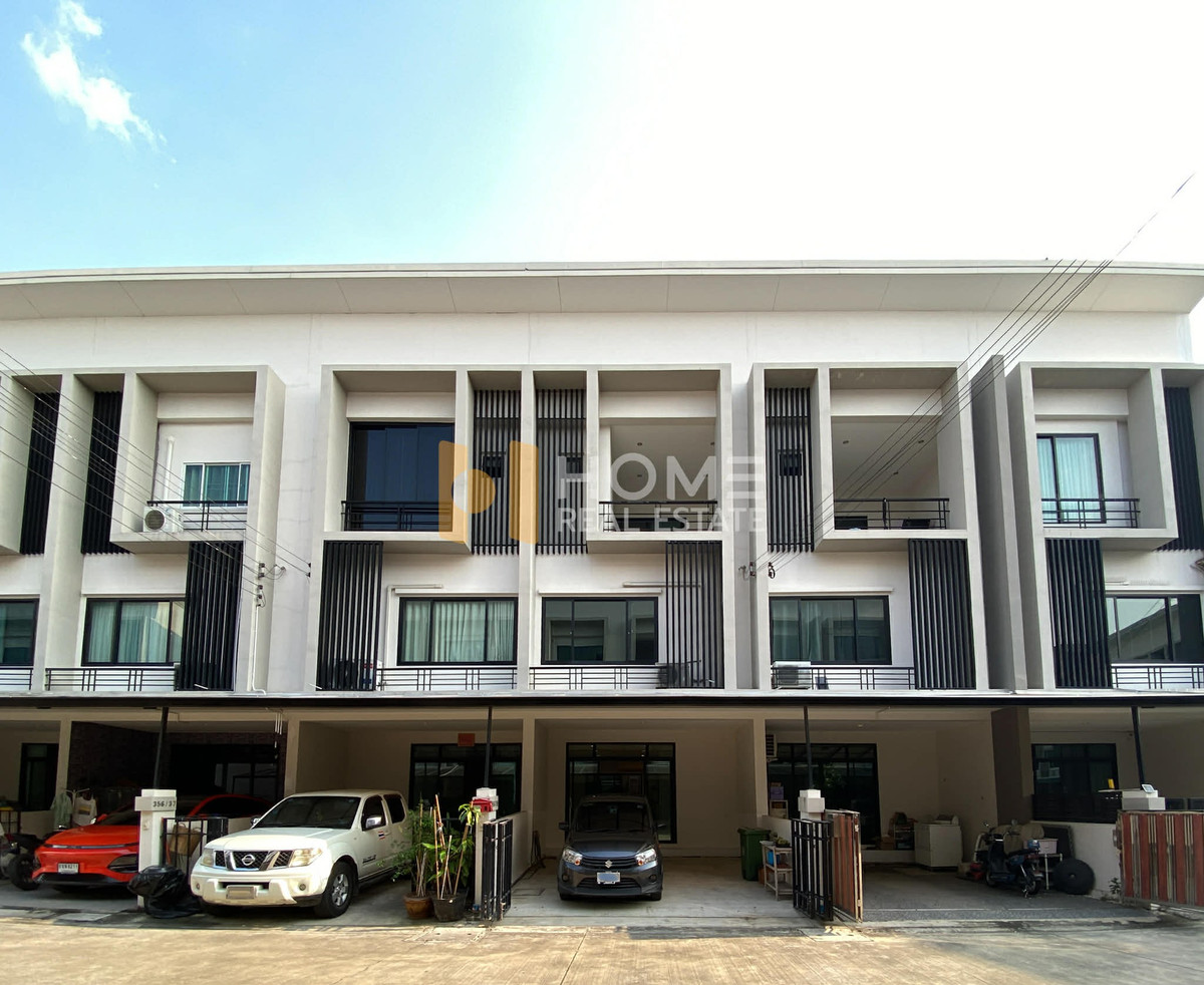 ขายทาวน์โฮมบางแค เพชรเกษม : เฌอ วงแหวน - สาทร / 3 ห้องนอน (ขาย), Cher Wongwaen - Sathorn / 3 Bedrooms (FOR SALE) BALL283