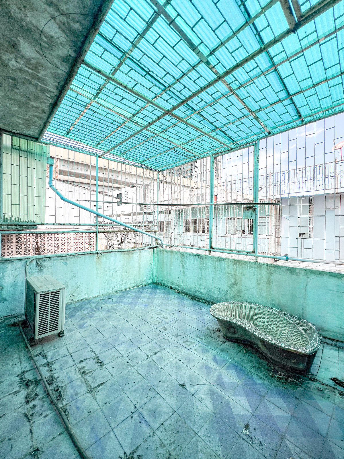 ขายทาวน์โฮมบางซื่อ วงศ์สว่าง เตาปูน : ทำเลดีจัด 🔥 ตึกแถวติด MRT เตาปูน 150 ม. สายลงทุนรีบเลย 📈💰อาคารพาณิชย์ กรุงเทพ - นนท์ 2 / 4 ห้องนอน (ขาย), Commercial building Bangkok - Non 2 / 4 Bedrooms (FOR SALE) BNS004