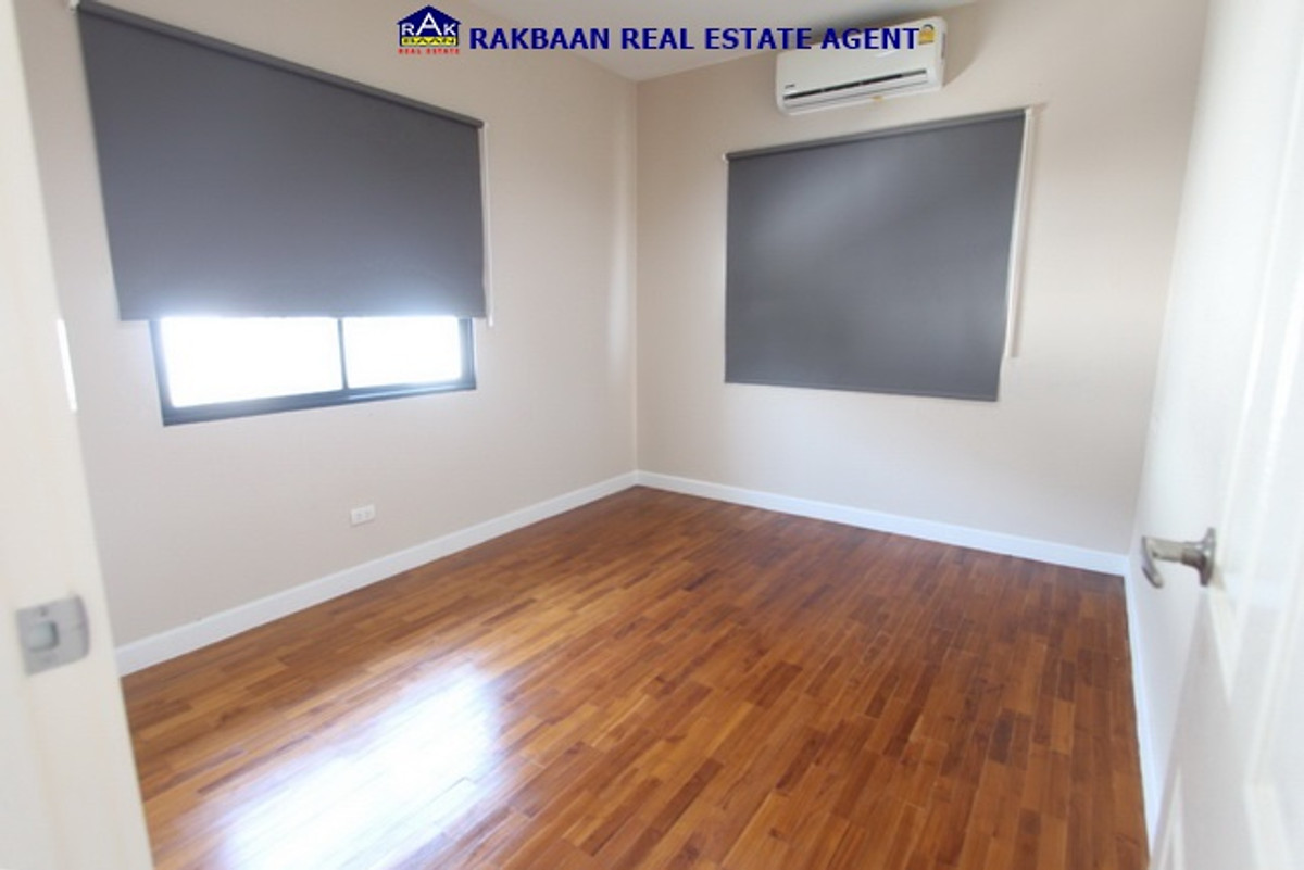 ขายบ้านนวมินทร์ รามอินทรา : ขายบ้านใกล้แฟชั่นไอส์แลนด์ เสนาพาร์ควิลล์ 46.1 ตร.ว. 3 นอน 3 ห้องน้ำ ตกแต่งครบ สวย พร้อมผู้เช่า 35,000บาท ต่อเดือน