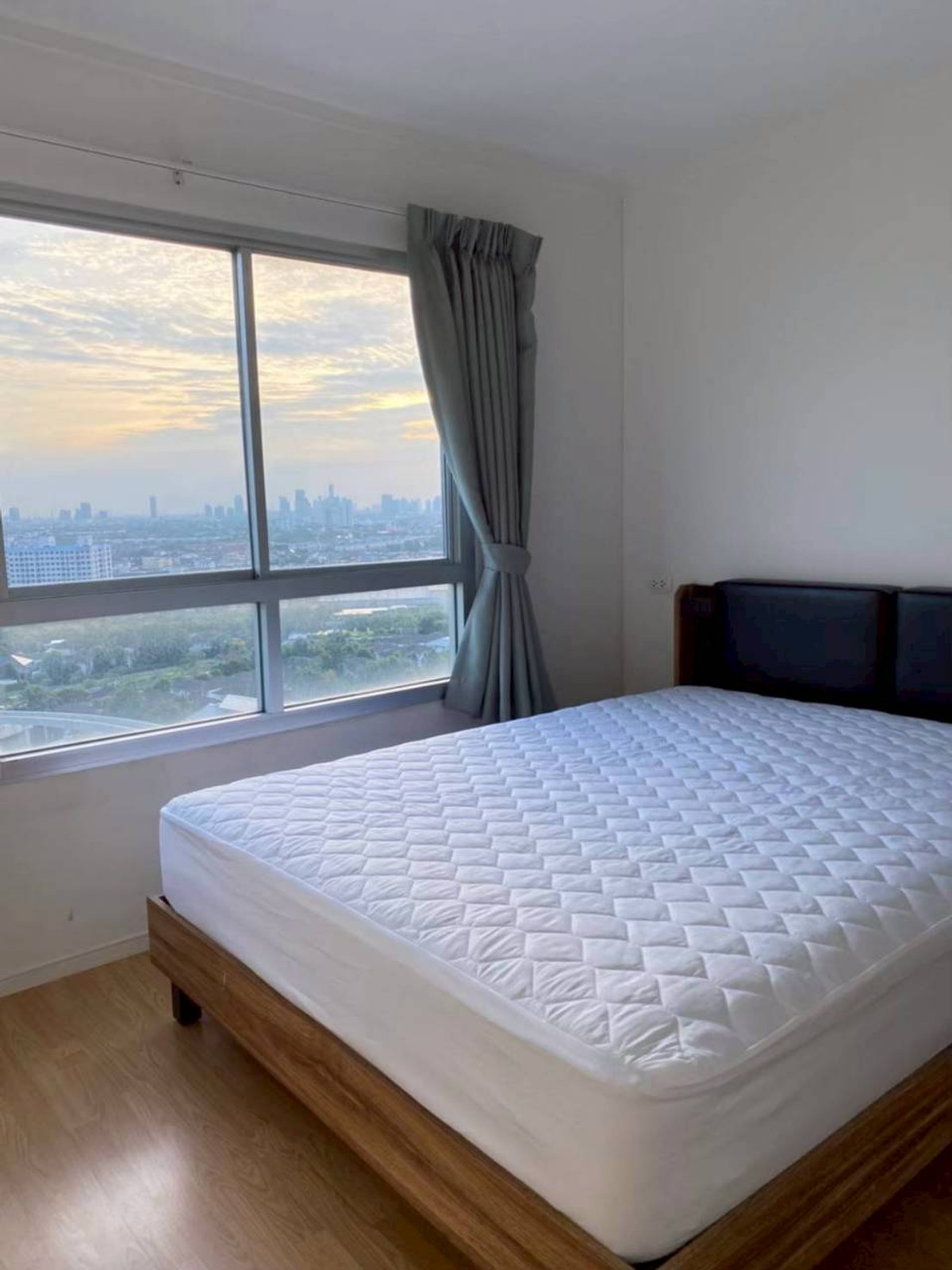 For RentCondoPattanakan, Srinakarin : ✅ LPNSH338 ✅ Line : @p2nproperty