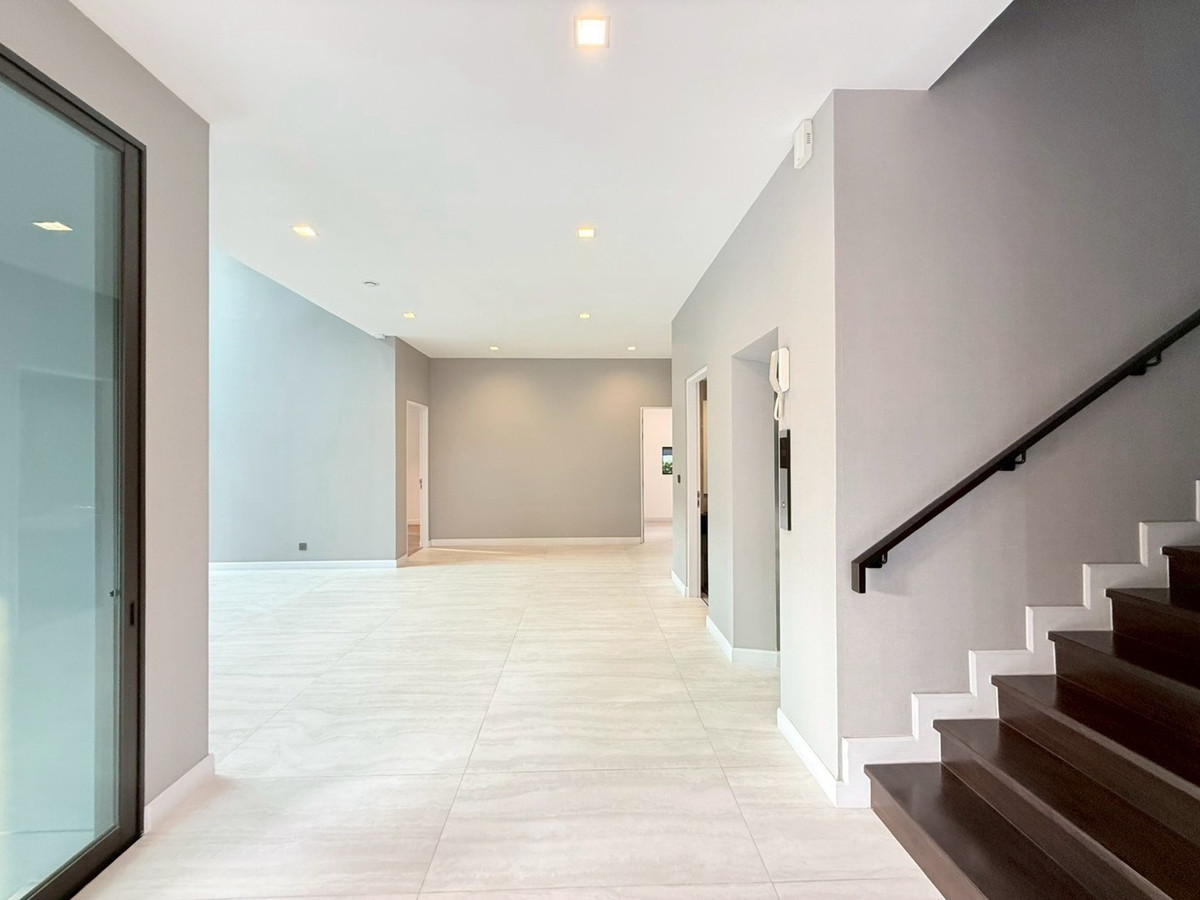 For SaleHousePhutthamonthon, Salaya : Special Price🔥 Grand Bangkok Boulevard Pinklao-Borom | Corner plot