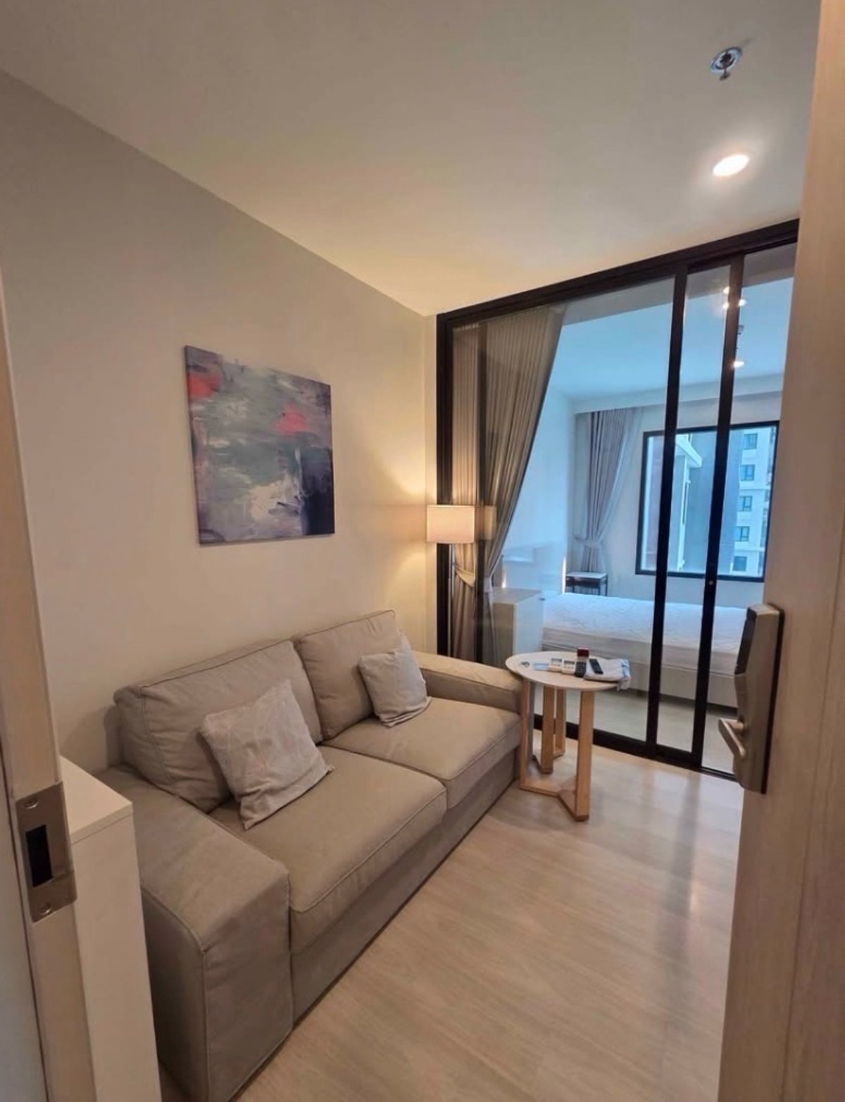 ให้เช่าคอนโดพระราม 9 เพชรบุรีตัดใหม่ RCA : #R9640  🎉 130369 ให้เช่าคอนโด Life Asoke