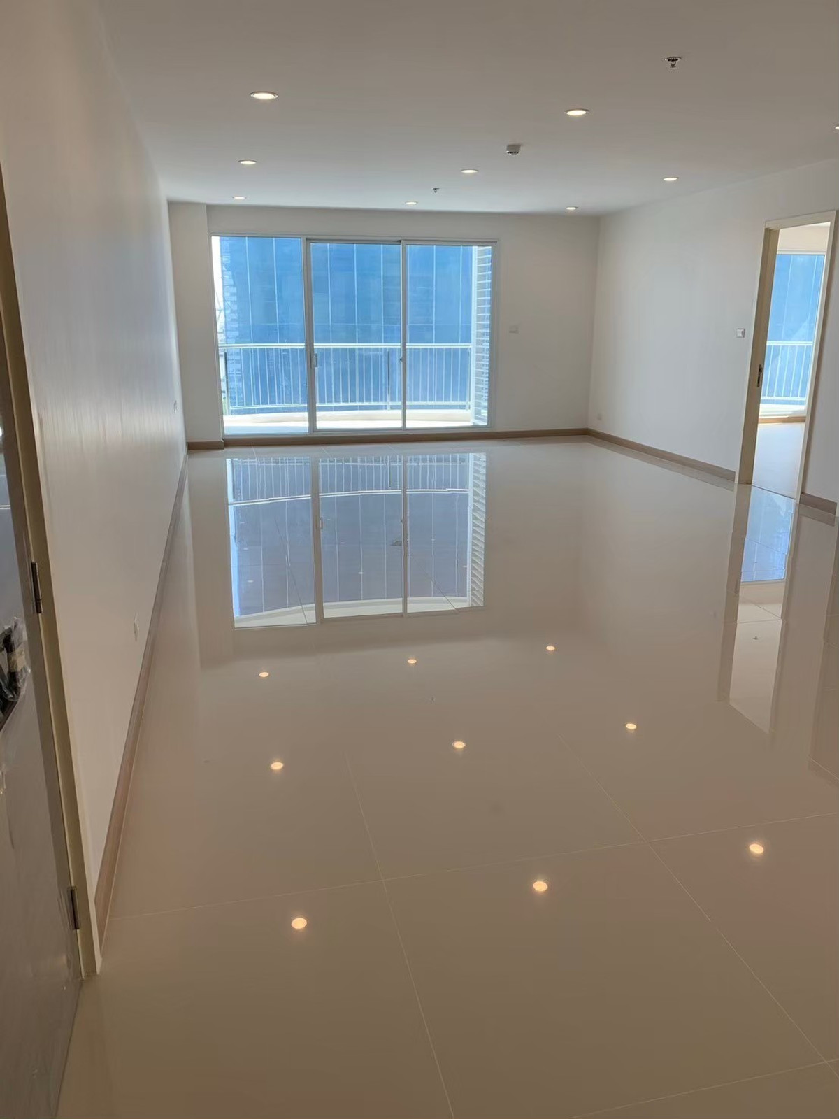 ขายคอนโดพระราม 3 สาธุประดิษฐ์ :  Supalai Riva Grand Rama 3 / 2 Bedrooms (FOR SALE), ศุภาลัย ริวา แกรนด์ พระราม 3 / 2 ห้องนอน (ขาย) PT123