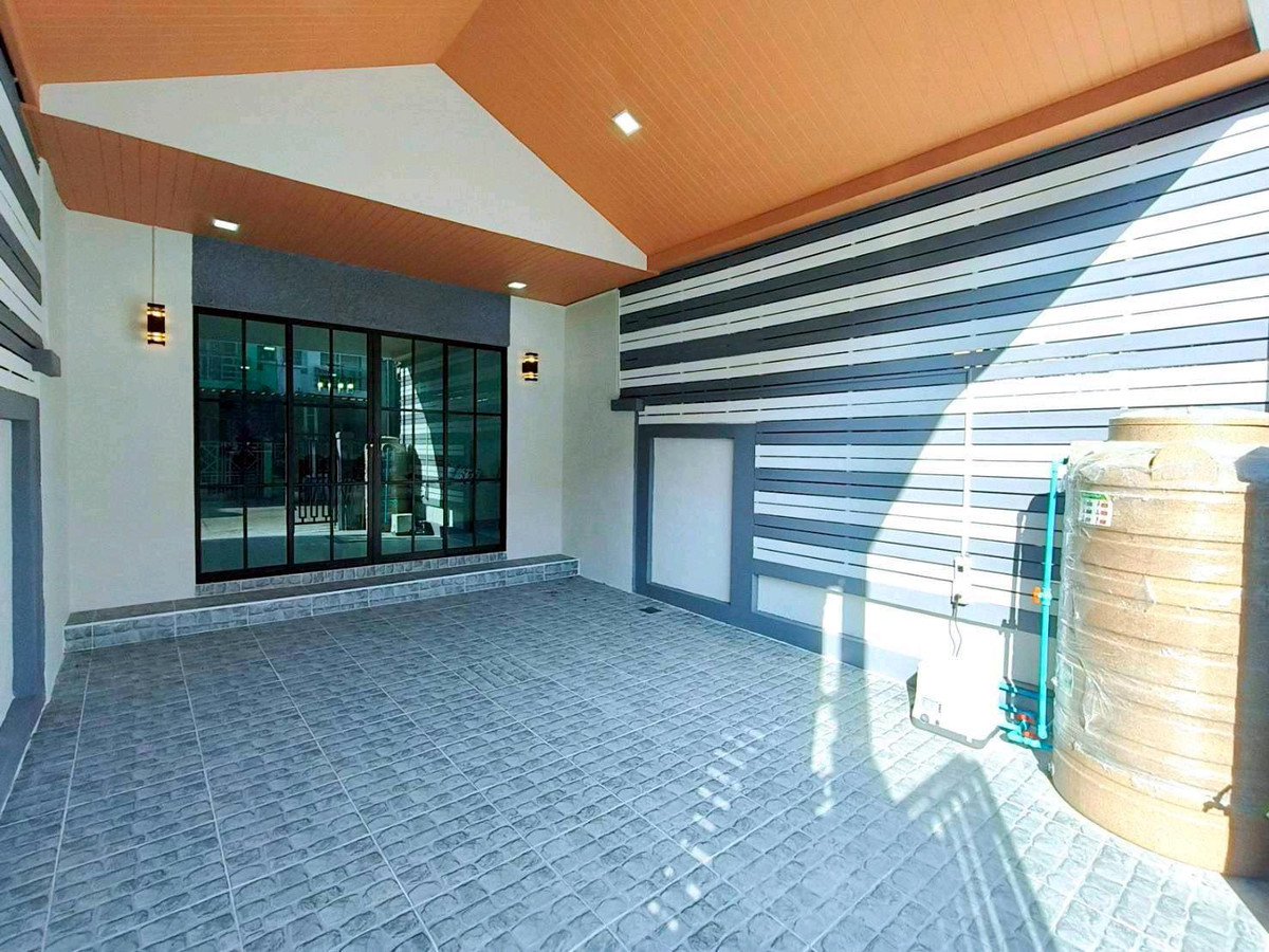 ขายทาวน์โฮมมีนบุรี-ร่มเกล้า : ขายทาวน์เฮ้าส์ 2 ชั้น หมู่บ้านพูนสินธานี 3 เคหะร่มเกล้า 64 รถไฟฟ้าสายสีส้ม-แยกมิสทีน ตลาดสดร่มเกล้า
ม.เทคโนโลยีพระจอมเกล้าเจ้าคุณทหาร ม.หัวเฉียว สนามบินสุวรรณภูมิ นิคมอุตสาหกรรมลาดกระบัง ตลาดหัวตะเข้  Airport Link