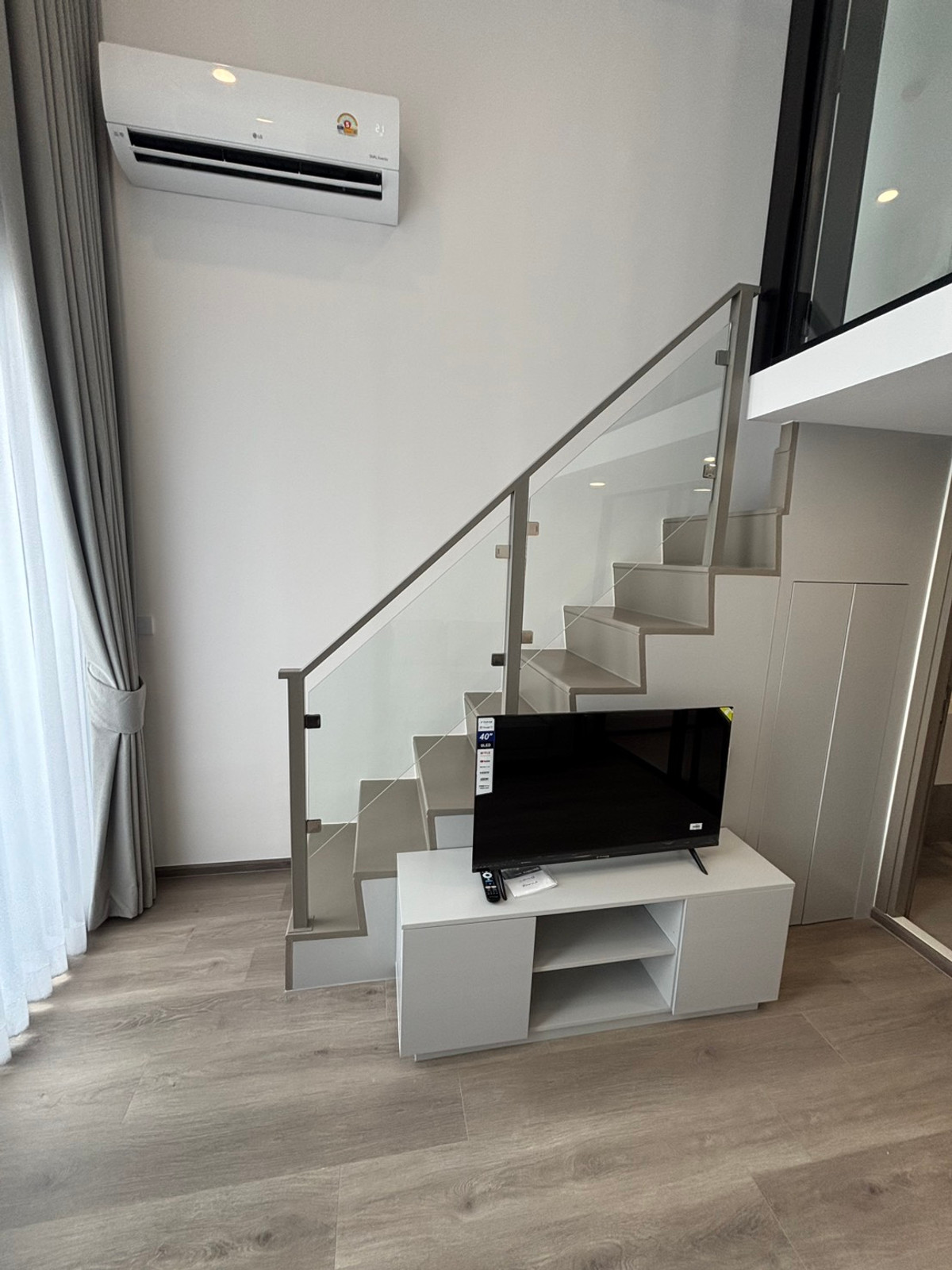 ให้เช่าคอนโดอ่อนนุช อุดมสุข : 🌇 KnightsBridge Space Rama 4 | ห้องสวย วิวเมืองสุดปัง เพดานสูงโปร่ง