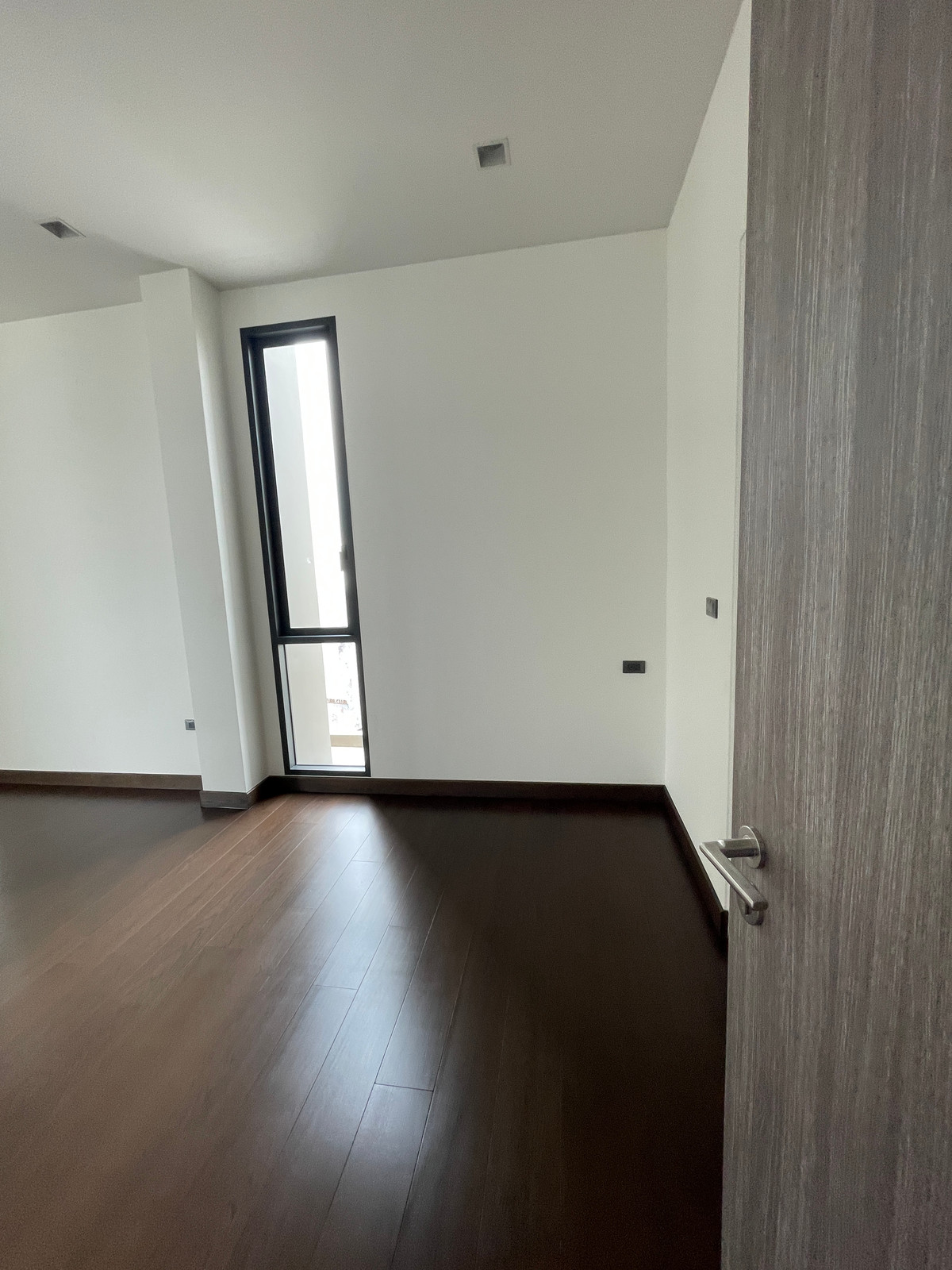 ขายบ้านบางนา แบริ่ง ลาซาล : ขายด่วน! THE ONE Signature Bangna-Rama 9 — นิยามใหม่ของ Pool Villa หรู 3 ชั้น พร้อม Multiverse ฟังก์ชันเพื่อทุกคนในครอบครัว