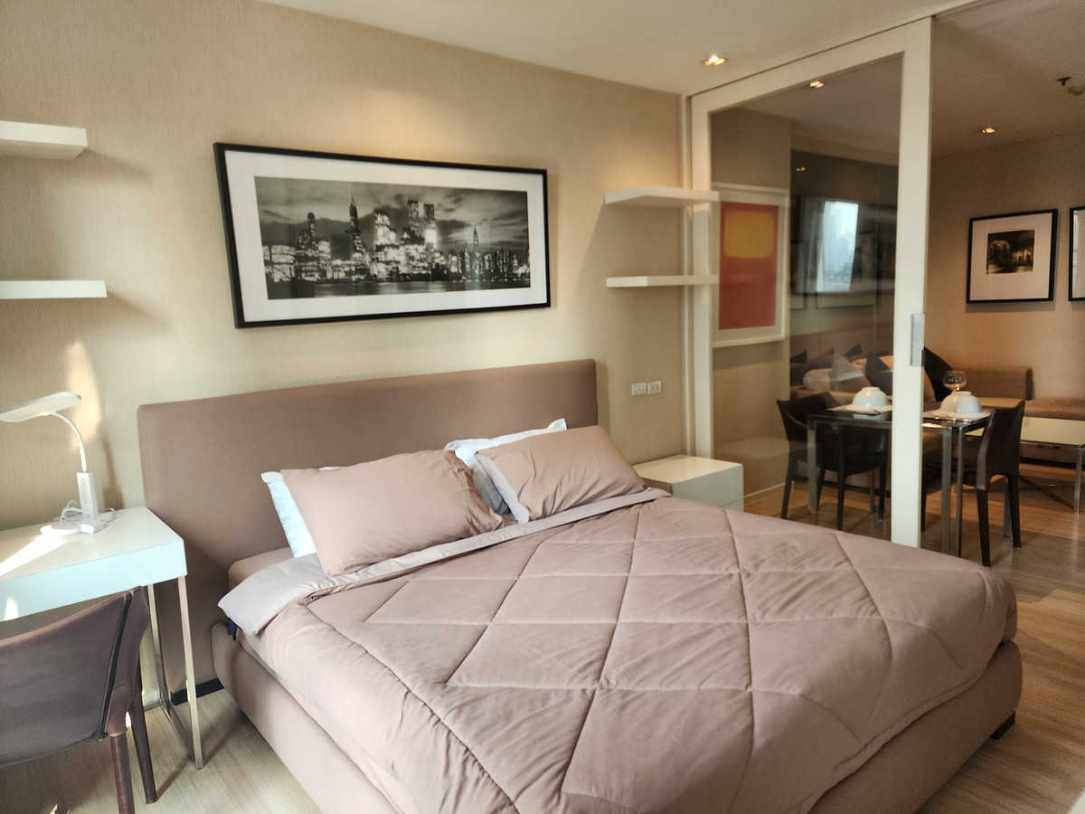 For RentCondoSathorn, Narathiwat : 💥CP-10422💥Life @ Sathorn 10👉Line : @accessliving