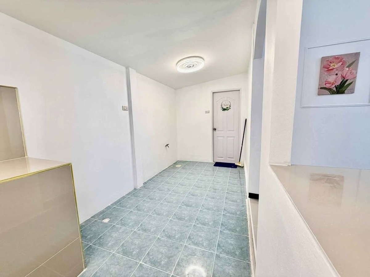 ขายบ้านพัทยา บางแสน ชลบุรี สัตหีบ : หมู่บ้าน พัทยารุ่งเรือง / 3 ห้องนอน (ขาย), Moo Baan Pattaya Rungrueng / 3 Bedrooms (FOR SALE) BEWN121