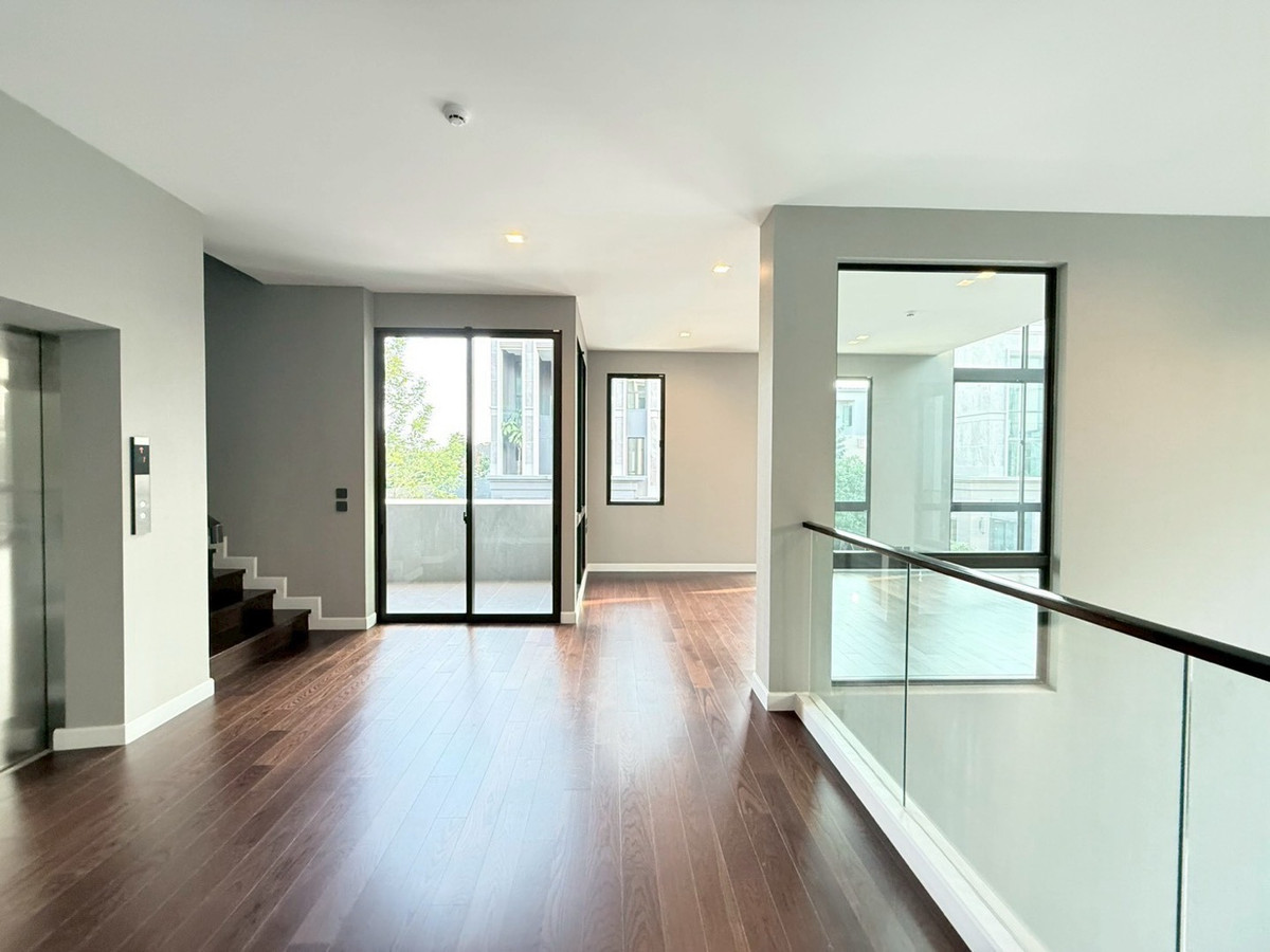 For SaleHousePhutthamonthon, Salaya : Special Price🔥 Grand Bangkok Boulevard Pinklao-Borom | Corner plot