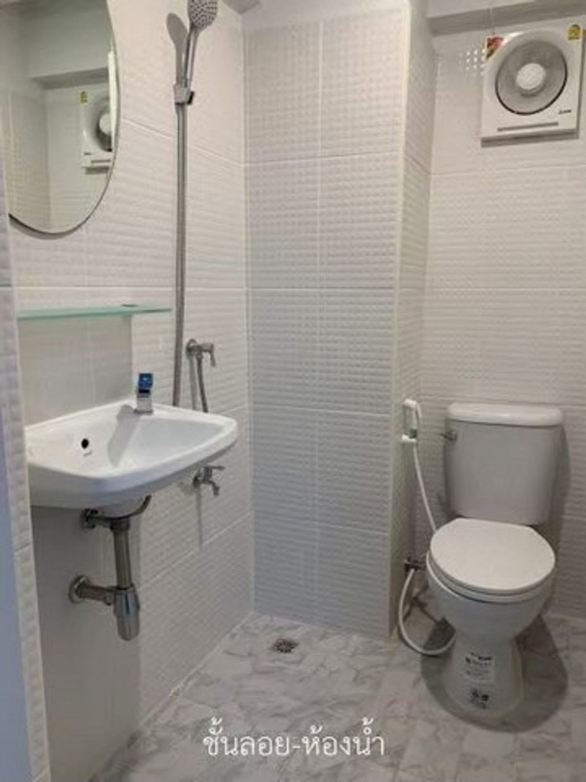 For RentShop HouseSathorn, Narathiwat : HR3301 Commercial building for rent, 5 and a half floors, newly renovated, in the heart of Sathorn, Soi Charoen Rat 3, connecting Sathorn-Narathiwat.