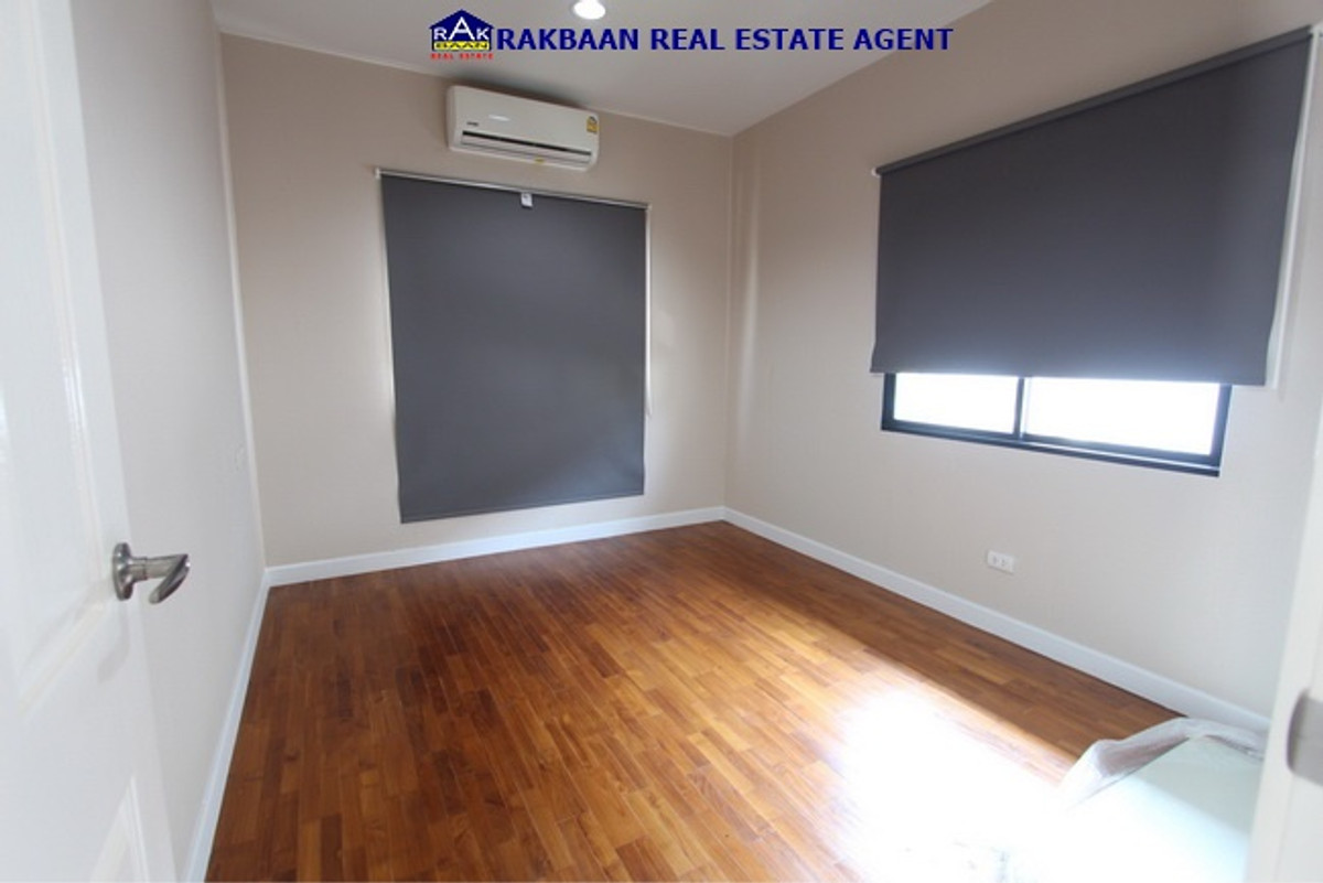 ขายบ้านนวมินทร์ รามอินทรา : ขายบ้านใกล้แฟชั่นไอส์แลนด์ เสนาพาร์ควิลล์ 46.1 ตร.ว. 3 นอน 3 ห้องน้ำ ตกแต่งครบ สวย พร้อมผู้เช่า 35,000บาท ต่อเดือน