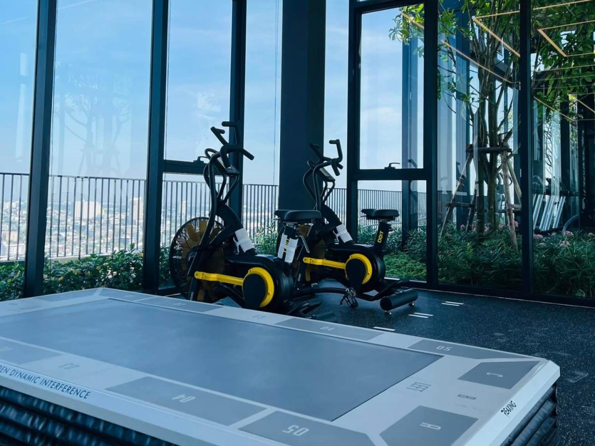 ขายคอนโดลาดพร้าว เซ็นทรัลลาดพร้าว : 🔥ขายด่วน+🔥เดอะ ไลน์ พหลโยธิน พาร์ค ใกล้สถานีรถไฟฟ้า BTS ห้าแยกลาดพร้าวและ MRT พหลโยธิน เฟอร์นิเจอร์ครบ พร้อมเข้าอยู่ 