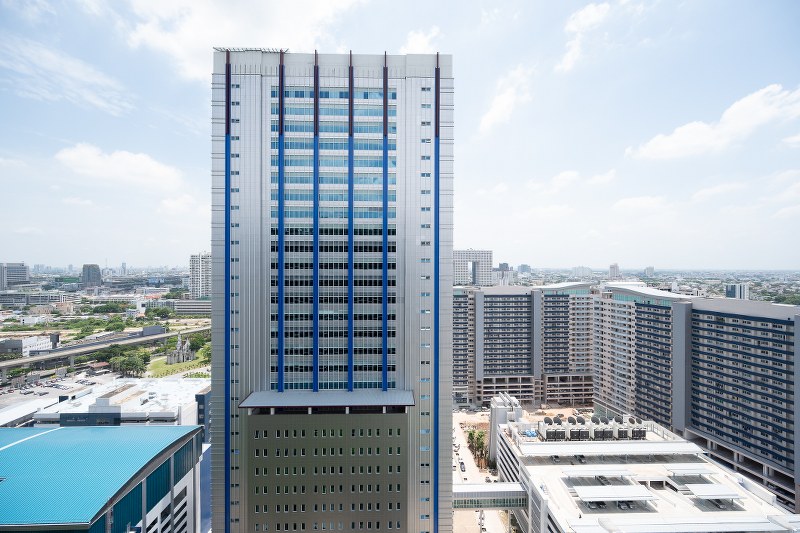 ขายคอนโดลาดพร้าว เซ็นทรัลลาดพร้าว : 🔥ขายด่วน+🔥เดอะ ไลน์ พหลโยธิน พาร์ค ใกล้สถานีรถไฟฟ้า BTS ห้าแยกลาดพร้าวและ MRT พหลโยธิน เฟอร์นิเจอร์ครบ พร้อมเข้าอยู่ 