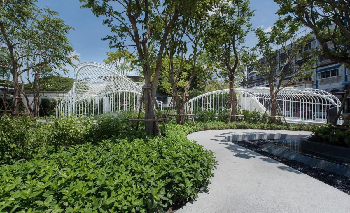 ขายคอนโดสุขุมวิท อโศก ทองหล่อ : 🔥ขายด่วน+🔥เอ็กซ์ที เอกมัย ใกล้สถานีรถไฟฟ้า BTS เอกมัย เฟอร์นิเจอร์ครบ พร้อมเข้าอยู่ 