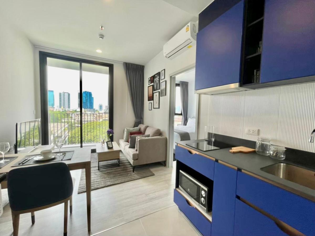 ขายคอนโดสุขุมวิท อโศก ทองหล่อ : 🔥ขายด่วน+🔥เอ็กซ์ที เอกมัย ใกล้สถานีรถไฟฟ้า BTS เอกมัย เฟอร์นิเจอร์ครบ พร้อมเข้าอยู่ 