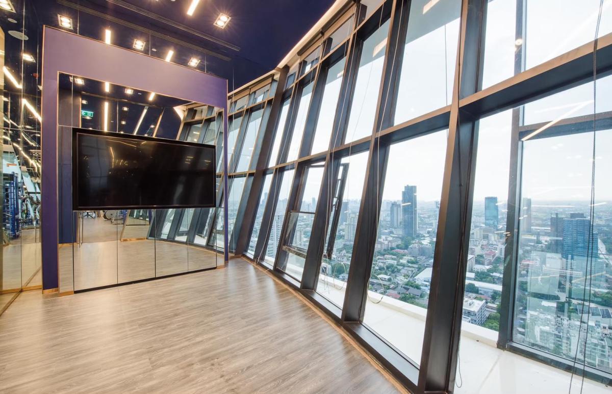 ขายคอนโดสุขุมวิท อโศก ทองหล่อ : 🔥ขายด่วน+🔥เอ็กซ์ที เอกมัย ใกล้สถานีรถไฟฟ้า BTS เอกมัย เฟอร์นิเจอร์ครบ พร้อมเข้าอยู่ 