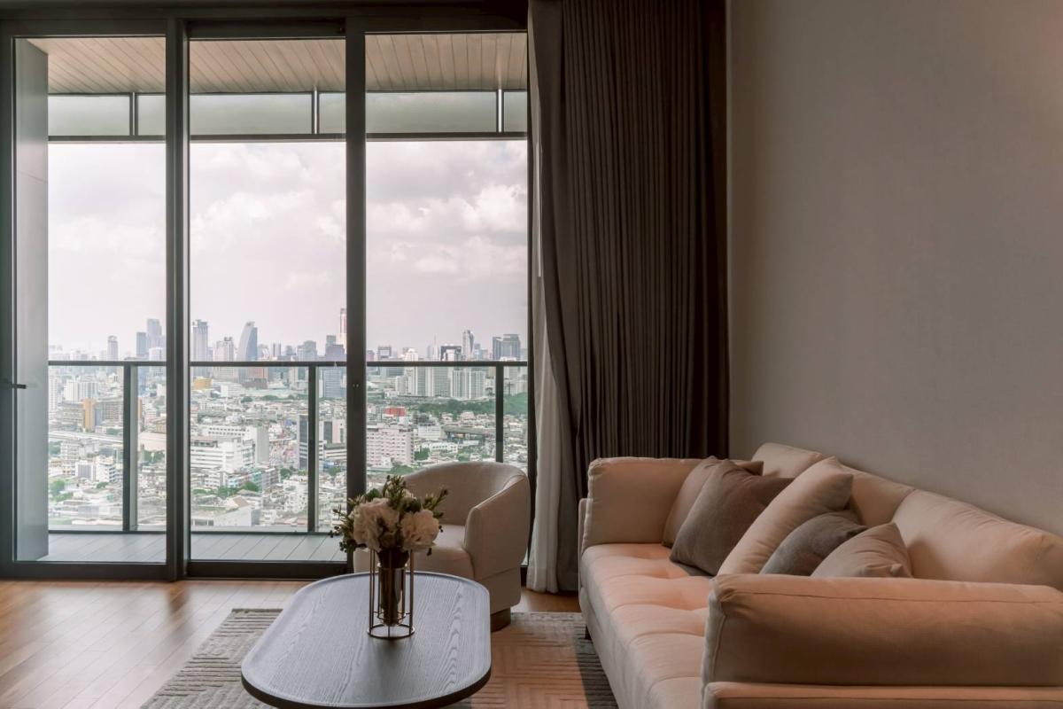 For RentCondoWongwianyai, Charoennakor : 🔥Rent Now+🔥 Banyan Tree Residences Riverside, near the Gold Line BTS Khlong San Station. Fully furnished and ready to move in.