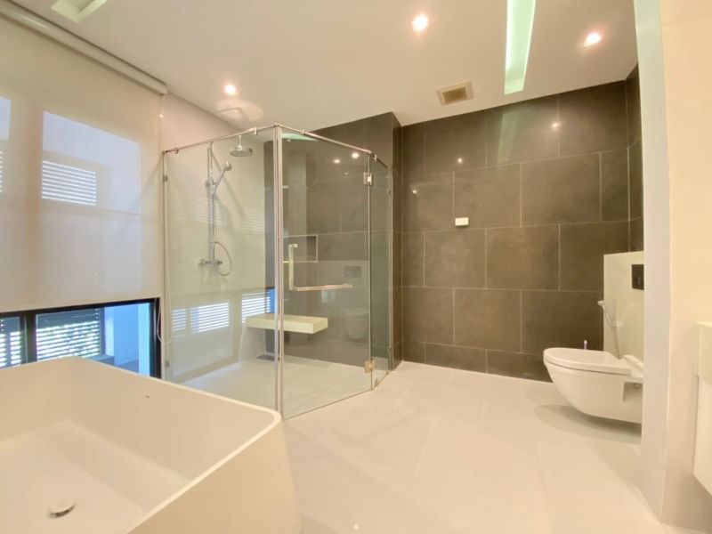 ให้เช่าบ้านพระราม 9 เพชรบุรีตัดใหม่ RCA : 🔥เช่าด่วน+🔥 อิสสระ เรสซิเดนซ์ พระราม 9 ใกล้สถานีรถไฟฟ้าสายสีส้ม สถานีประดิษฐ์มนูธรรม เฟอร์นิเจอร์ครบพร้อมเข้าอยู่