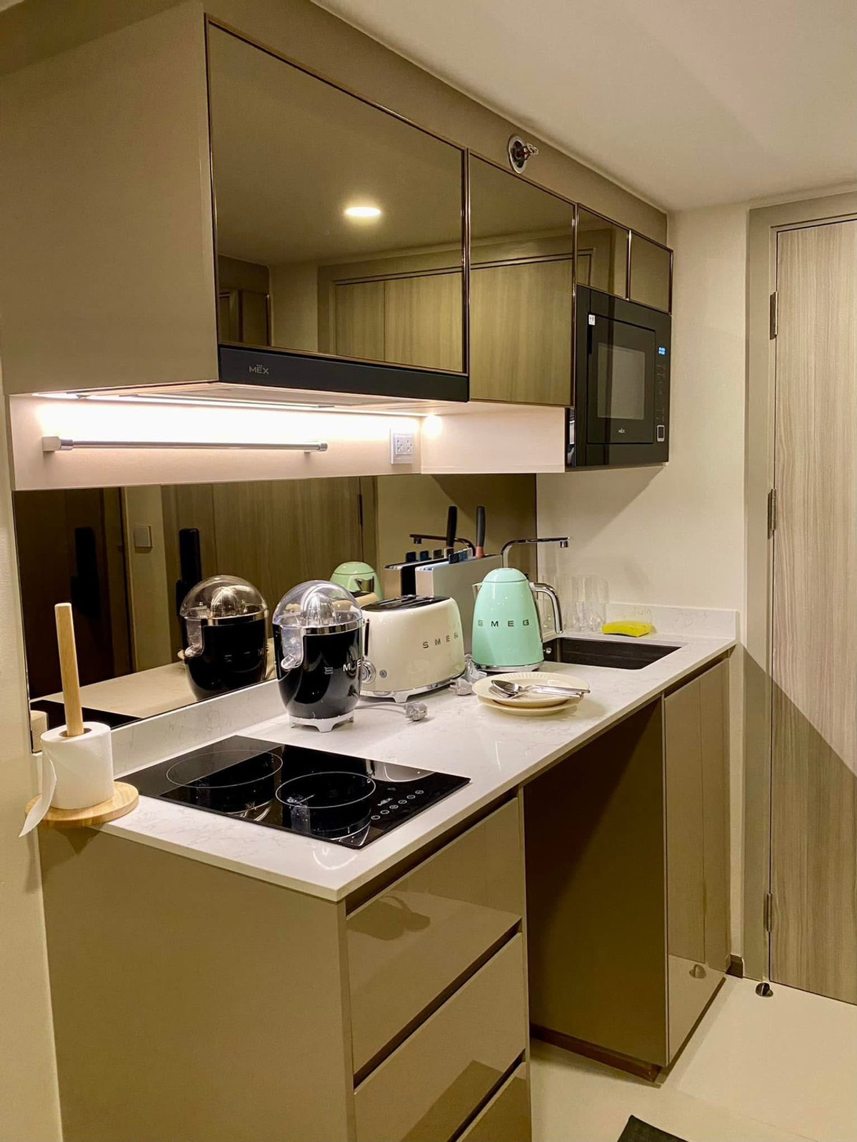 For RentCondoRatchathewi,Phayathai : ✨ Park Origin Ratchathewi | Beautiful room, prime location in the heart of Bangkok.