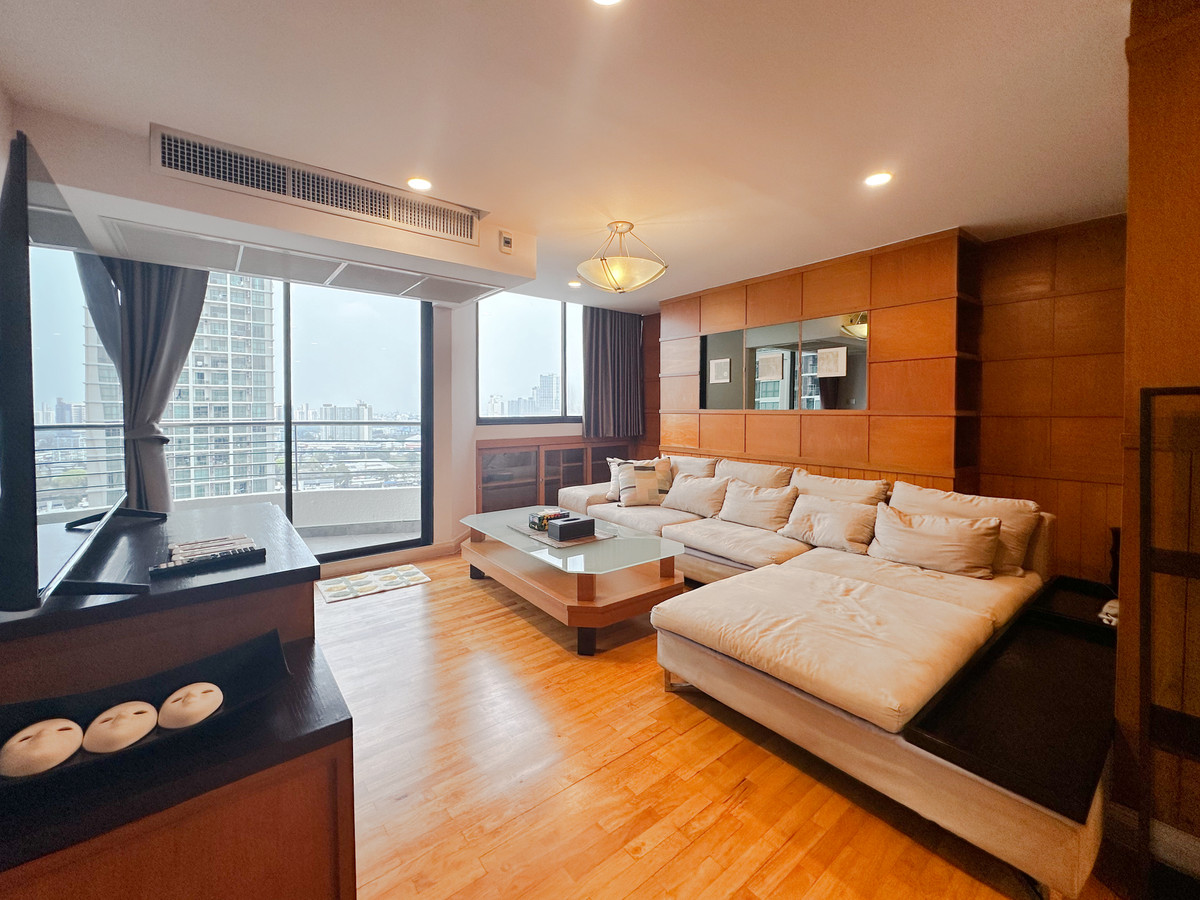 ให้เช่าคอนโดสุขุมวิท อโศก ทองหล่อ : Supalai Place Sukhumvit 39 - 2BR - 150sqm.
