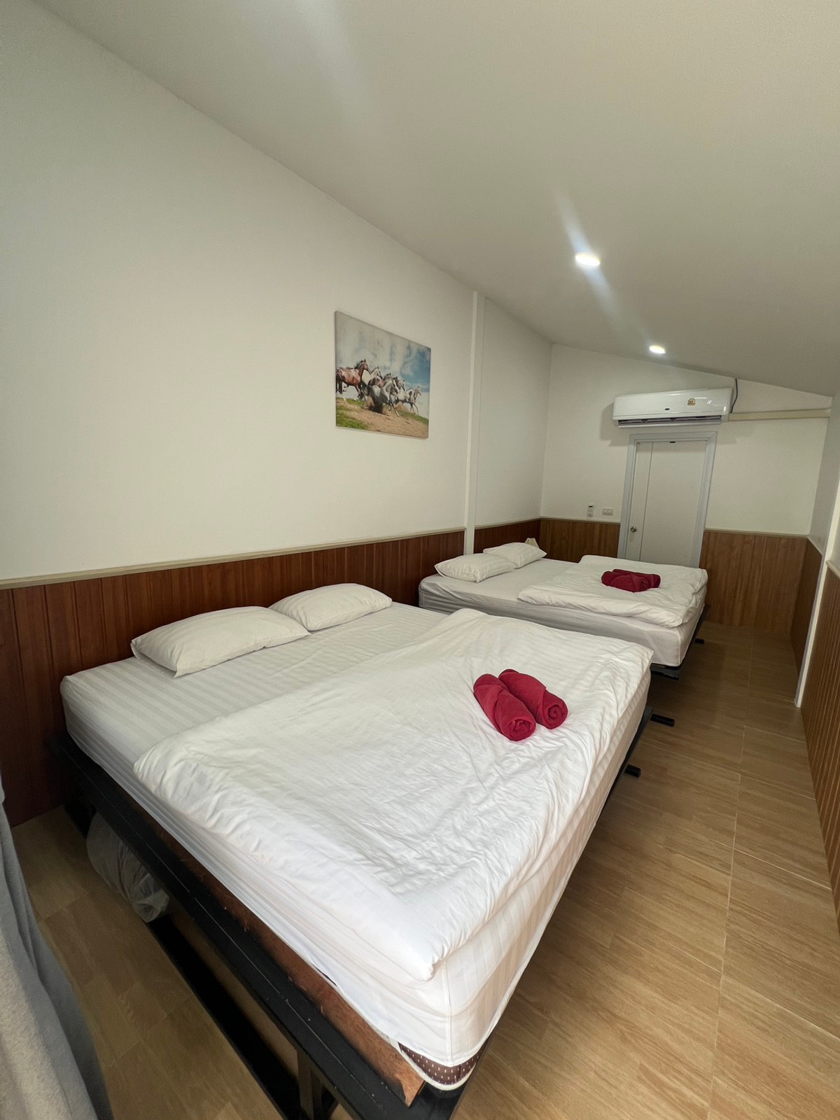 ขายบ้านพัทยา บางแสน ชลบุรี สัตหีบ : บ้านเดี่ยวพูลวิลล่า บางเสร่ / 5 ห้องนอน (ขาย), Detached House Pool Villa Bang Saray / 5 Bedrooms (FOR SALE) AM077