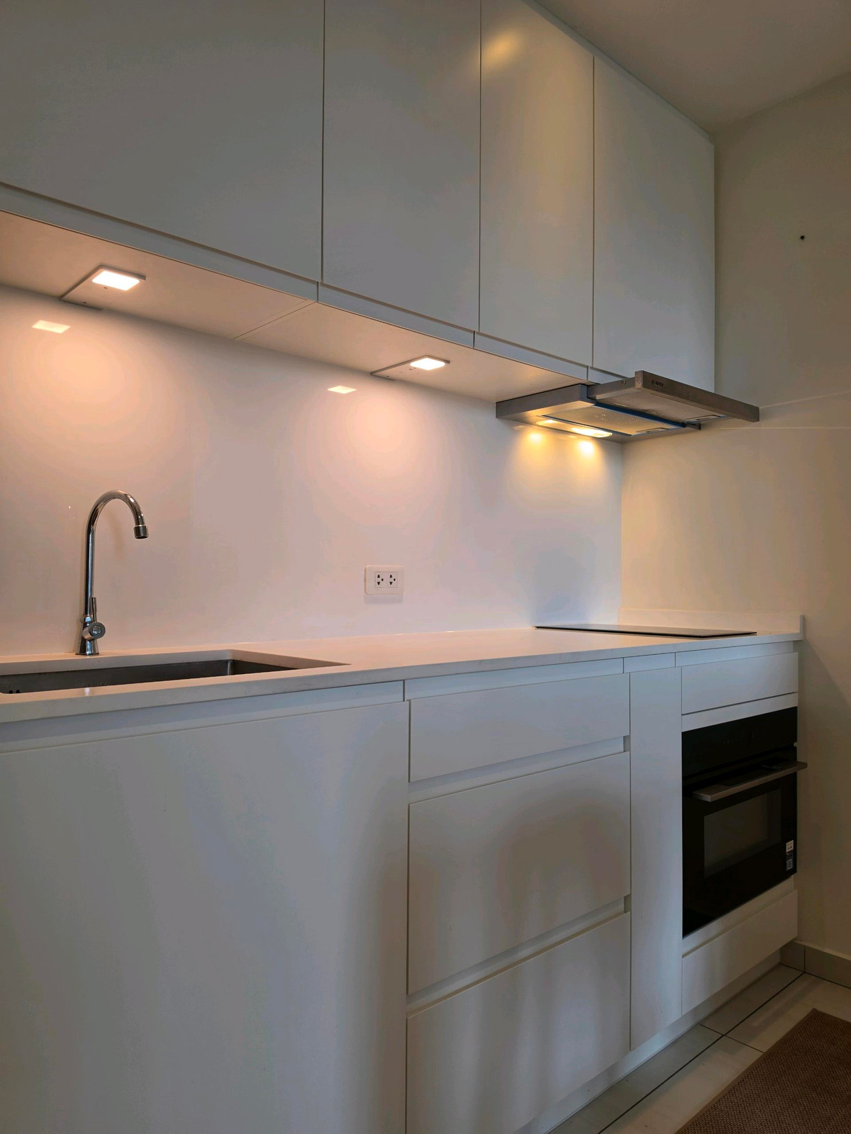 For RentCondoSukhumvit, Asoke, Thonglor : 🚩For Rent: The Loft Ekkamai / 45 Sqm. / Newly Renovated / 10 fl.