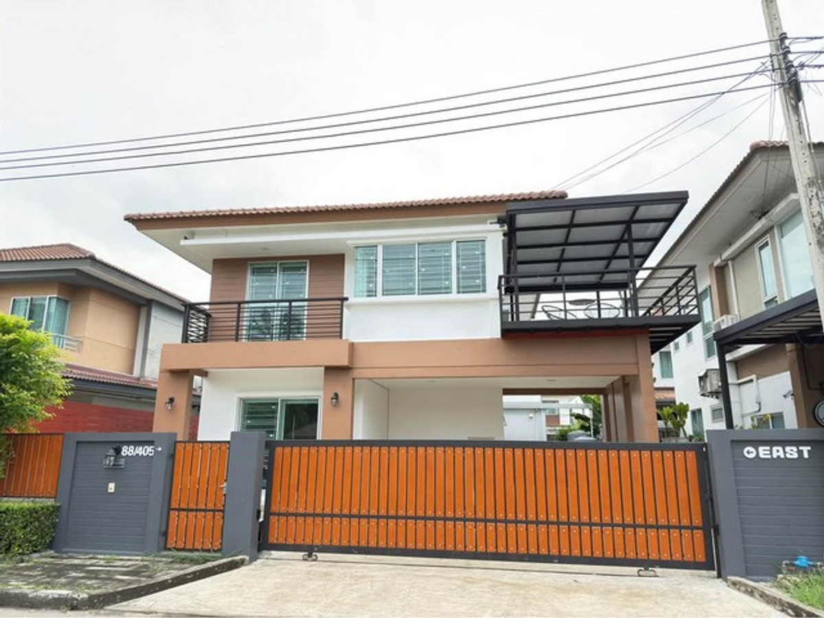 For RentHouseLadkrabang, Suwannaphum Airport : HR3306 Large 2-story detached house for rent, Atoll Maldives Palm Bangna-Wongwaen project, in front of the house, not next to anyone (Private Zone) | Just 3 minutes to Mega Bangna.