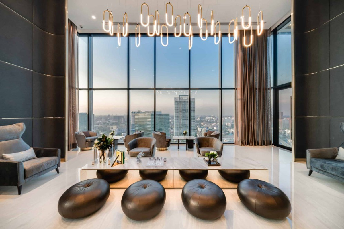 For SaleCondoKasetsart, Ratchayothin : Sold with tenant Knightsbridge Prime Ratchayothin, high floor, beautiful view, next to BTS, easy to travel. To make an appointment to see, please inform in advance.