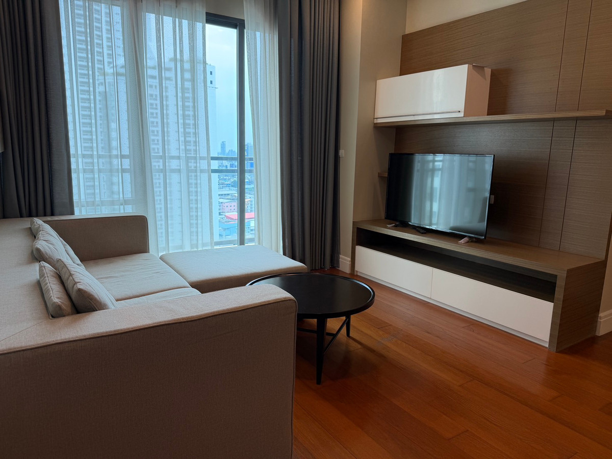 ให้เช่าคอนโดสุขุมวิท อโศก ทองหล่อ : ✨ GT9349 |  คอนโด Bright 24 เดินทางสะดวก ใกล้รถไฟฟ้าบีทีเอส มีรถรับส่ง ห้องแต่งสวย เฟอร์นิเจอร์ครบ พร้อมอยู่