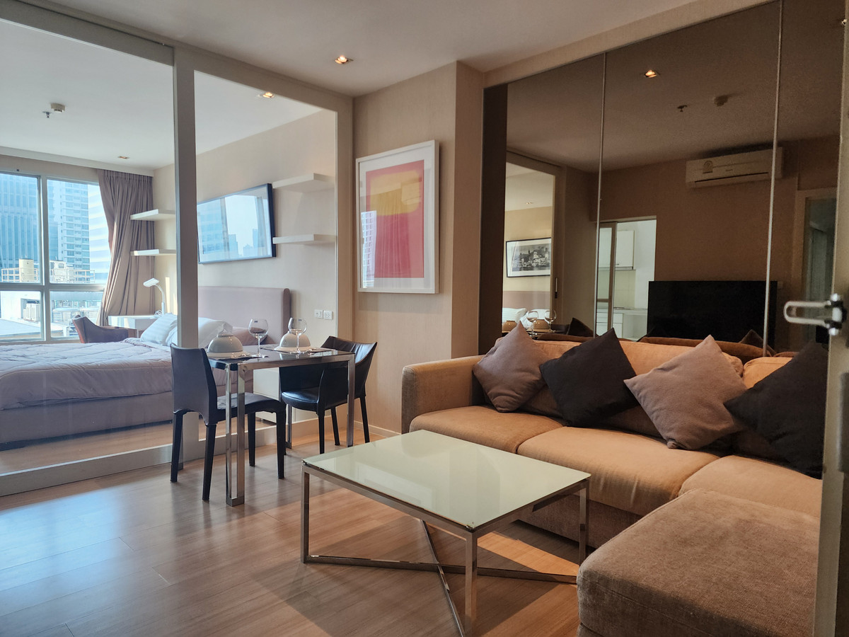 For RentCondoSathorn, Narathiwat : 💥CP-10422💥Life @ Sathorn 10👉Line : @accessliving