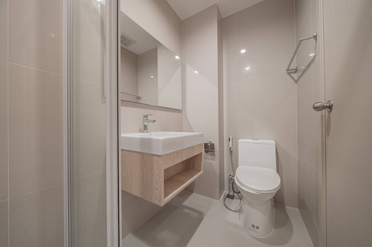 For RentCondoPattanakan, Srinakarin : For Rent ✨ Nue Noble Srinakarin - Lasalle ✨ Fully furnished with appliances, near MRT Sri Lasalle.