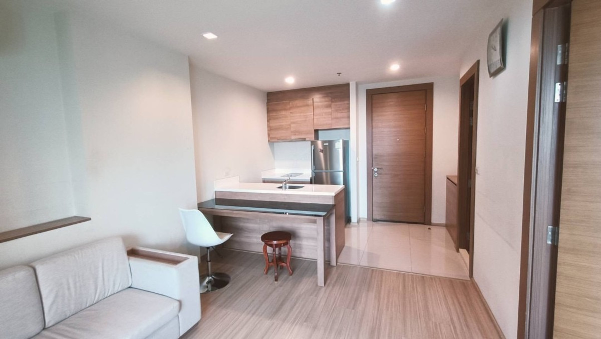 ขายคอนโดรัชดา ห้วยขวาง : ขาย Rhythm ratchada huaikhwang ริธึ่ม รัชดาห้วยขวาง 1ห้องนอน size ใหญ่