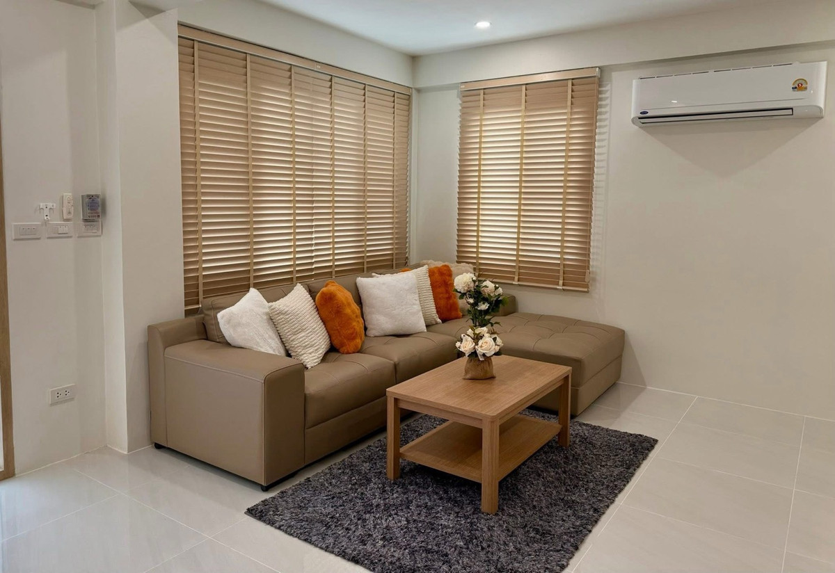 For RentHouseRamkhamhaeng, Hua Mak : 🏠Newly renovated single house, Ramkhamhaeng Hua Mak 9, for rent, 4 bedrooms, 5 bathrooms, near Samitivej Srinakarin Hospital, Wellington College🔆