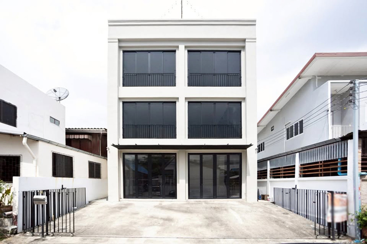 สำนักงานบางนา แบริ่ง ลาซาล : JY-CSR023 - เช่า/ขาย ออฟฟิศ บางนา 3.5 ชั้น ขนาด 288 ตร.ม. 5 ห้องน้ำ ใกล้ BTS อุดมสุข