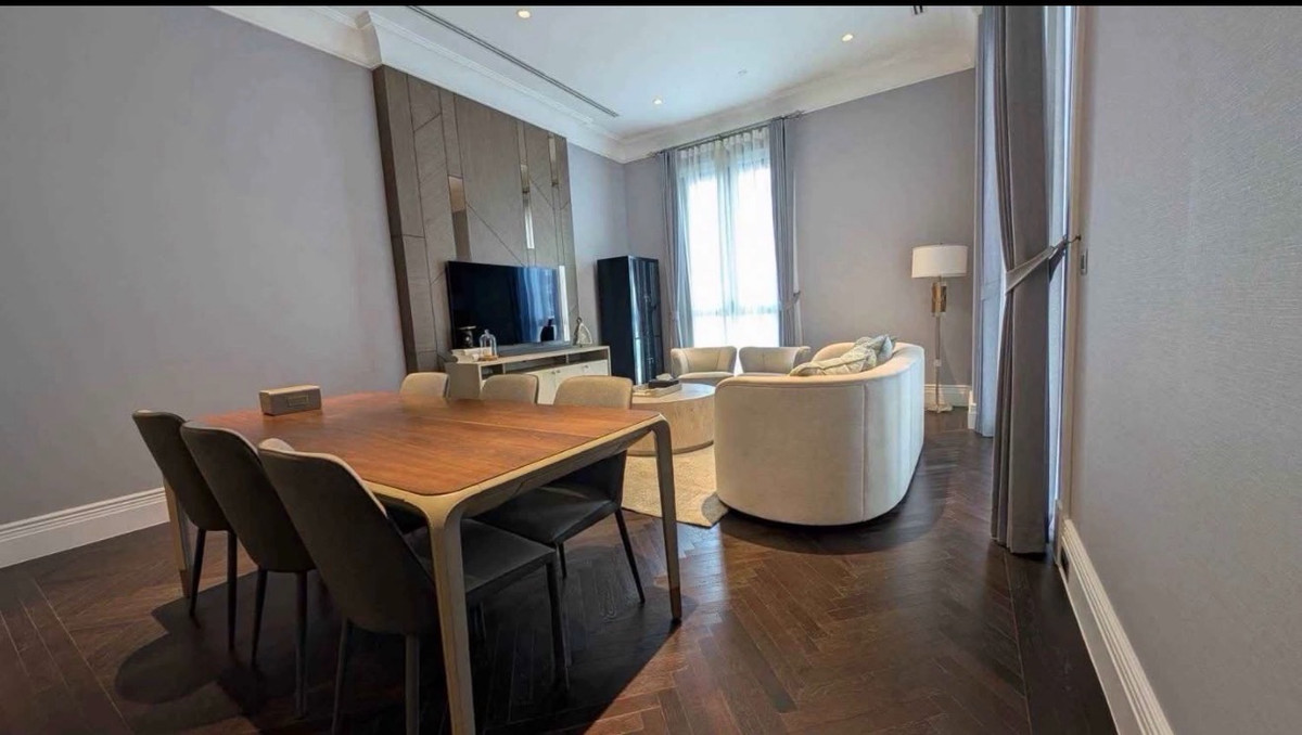 ให้เช่าคอนโดวิทยุ ชิดลม หลังสวน : ให้เช่าคอนโดหรู 98 Wireless แบบ Duplex พื้นที่ 245 ตร.ม 3 ห้องนอน ใกล้ BTS เพลินจิต  และ สวนลุมพินี