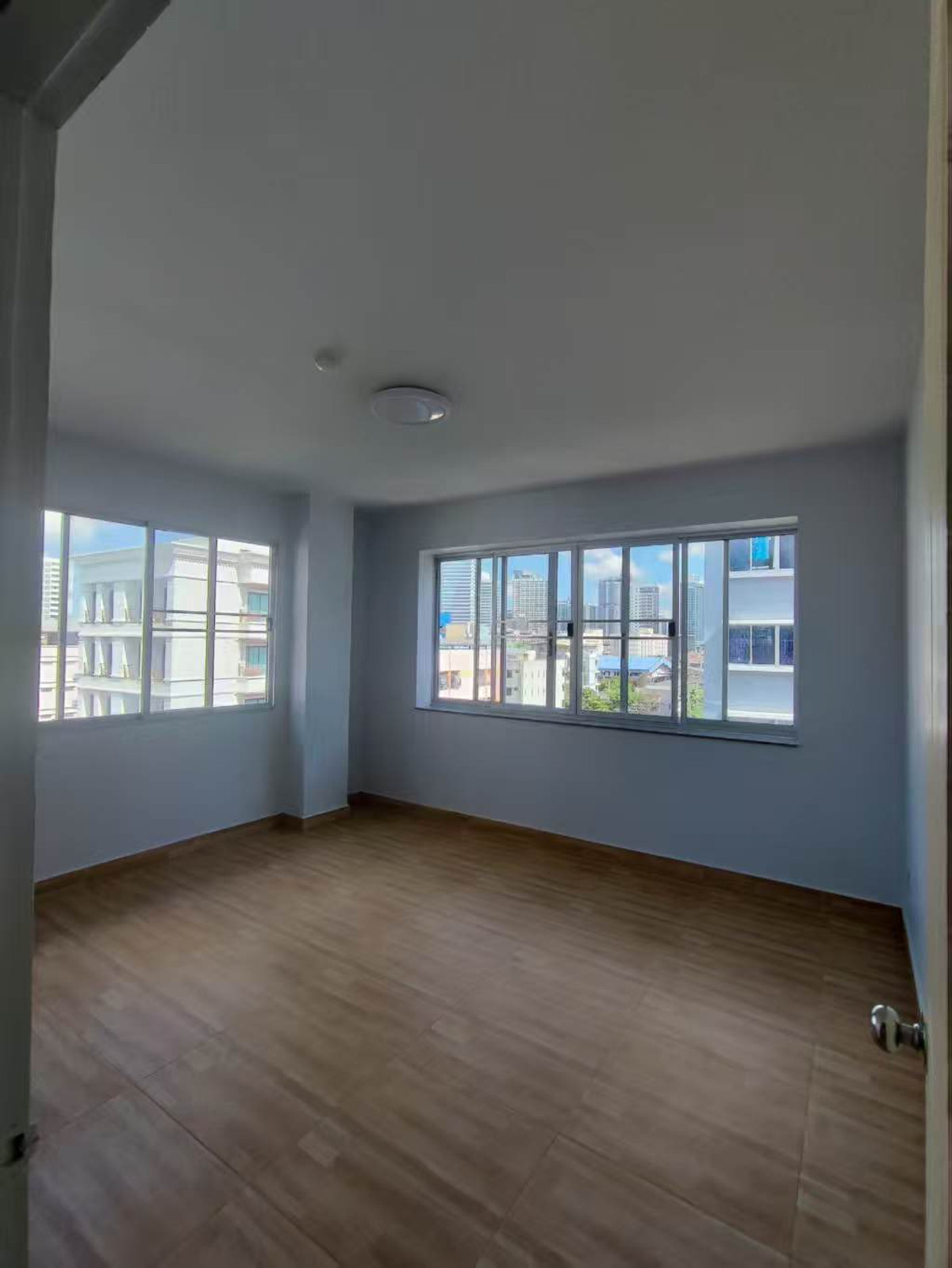 ให้เช่าคอนโดรัชดา ห้วยขวาง : ให้เช่า Supalai City Home Ratchada 10