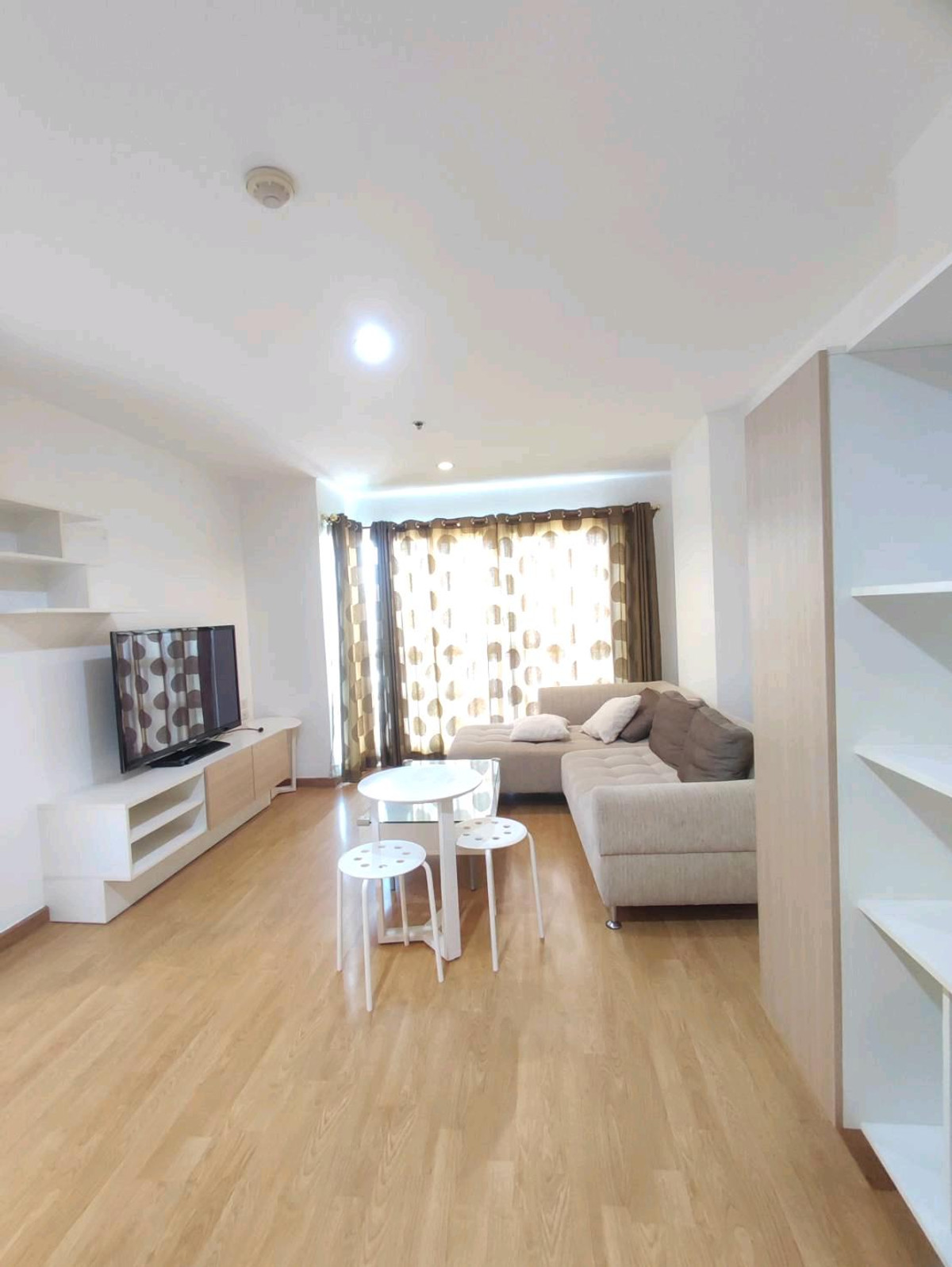 ขายคอนโดบางซื่อ วงศ์สว่าง เตาปูน : ปล่อยขายด่วน ห้องสวย สภาพดี 2 นอน 2 น้ำ ยูดีไลท์แอท บางซื่อ