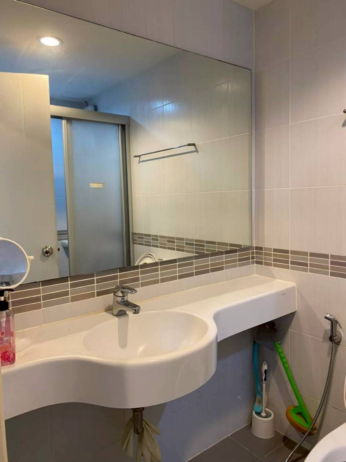 ให้เช่าคอนโดพัฒนาการ ศรีนครินทร์ : ✅ LPNSH338 ✅ Line : @p2nproperty