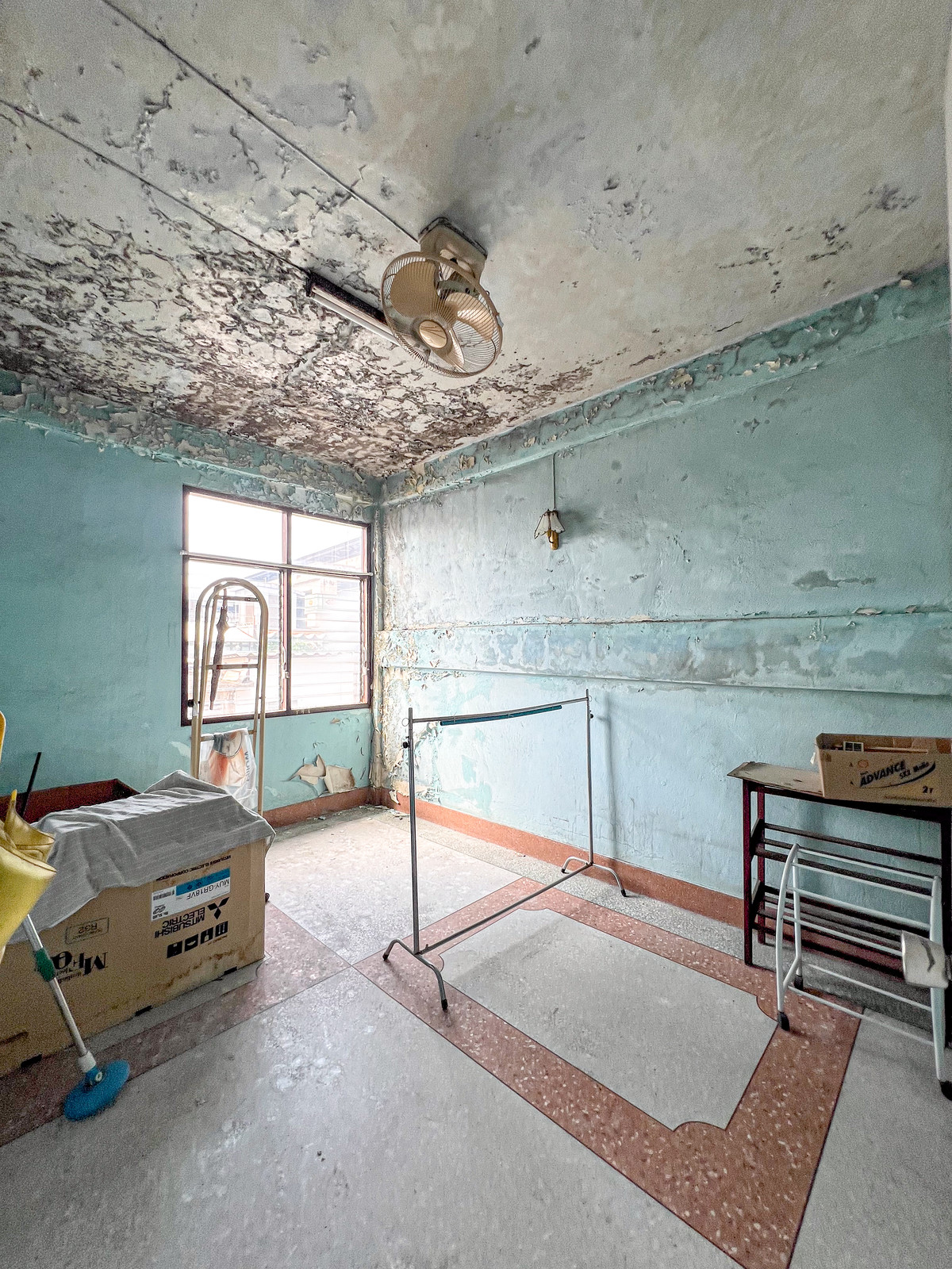 ขายทาวน์โฮมบางซื่อ วงศ์สว่าง เตาปูน : ทำเลดีจัด 🔥 ตึกแถวติด MRT เตาปูน 150 ม. สายลงทุนรีบเลย 📈💰อาคารพาณิชย์ กรุงเทพ - นนท์ 2 / 4 ห้องนอน (ขาย), Commercial building Bangkok - Non 2 / 4 Bedrooms (FOR SALE) BNS004